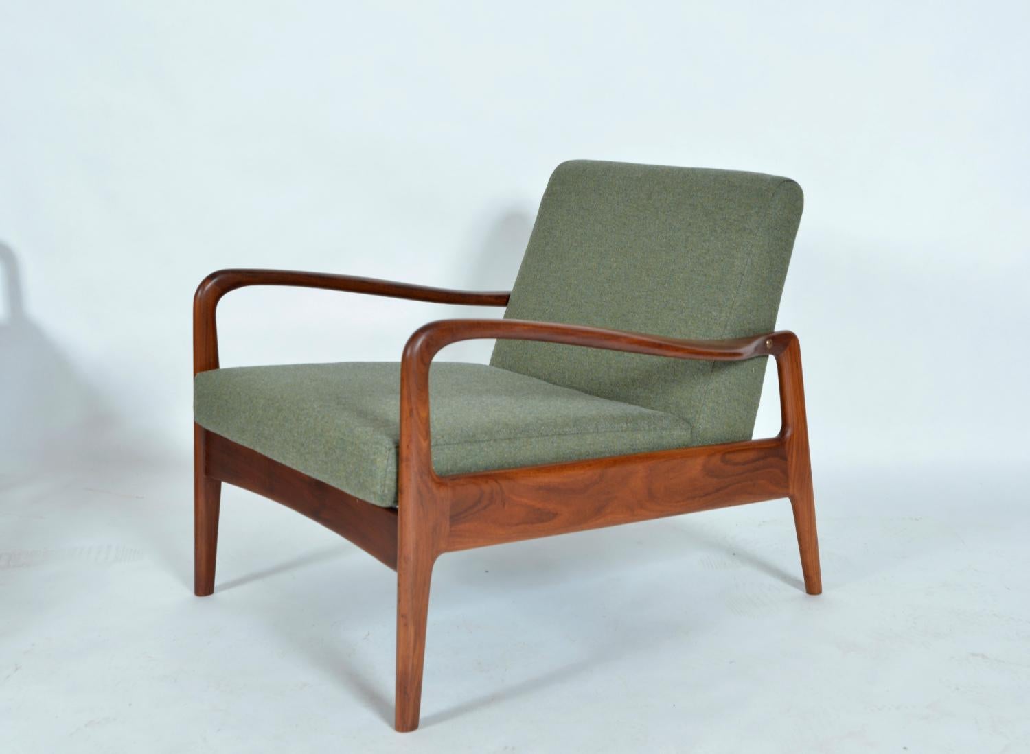 Set of 4 Midcentury Modern Teak Lounge Chairs by Greaves & Thomas, 1960s UK For Sale 2