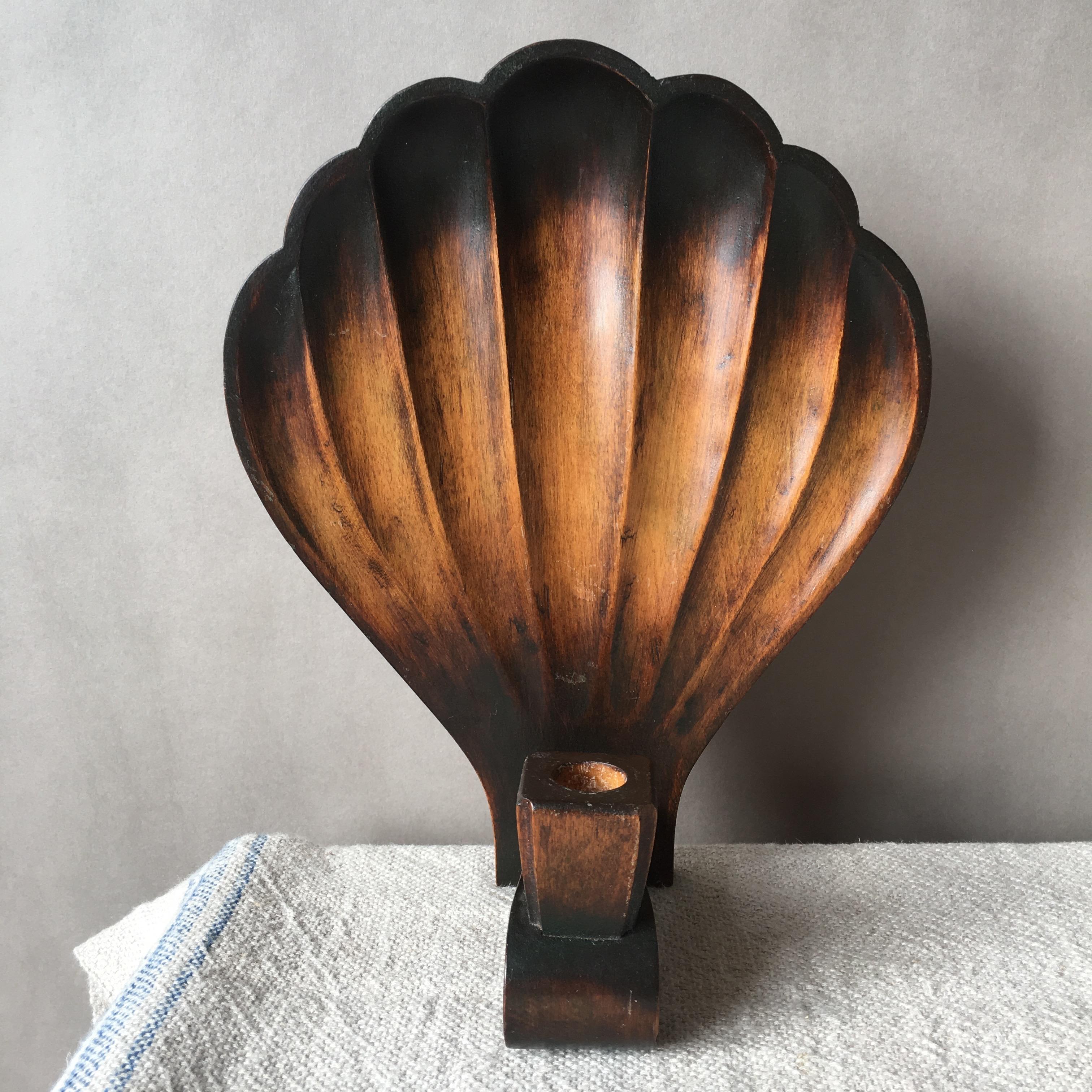 Mid-20th Century Set of 4 Midcentury Oak Shell Candle Sconces