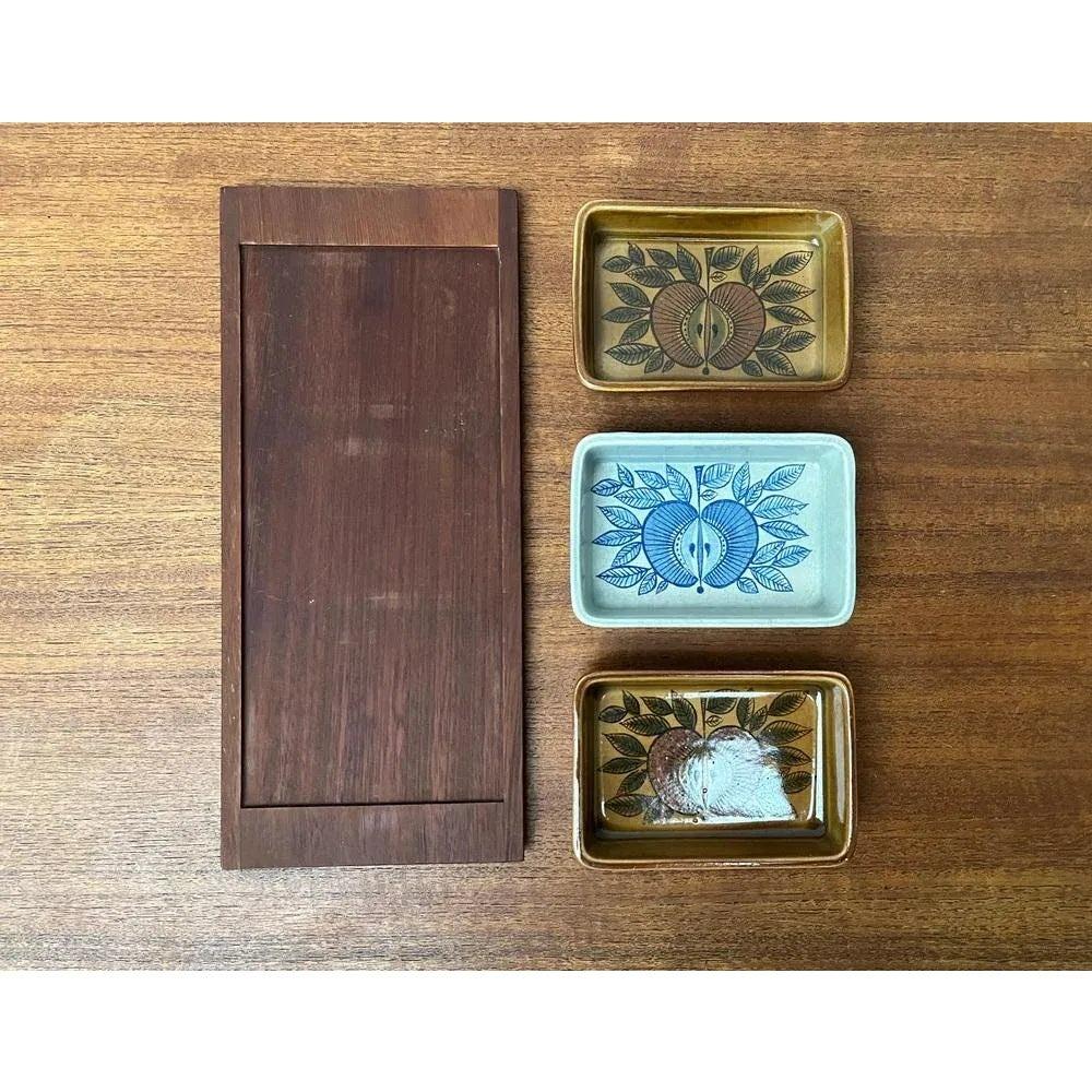 20th Century Set of 4 MidCentury West German Pottery WGP Stacking Bowls with Teak Tray, 1960s For Sale