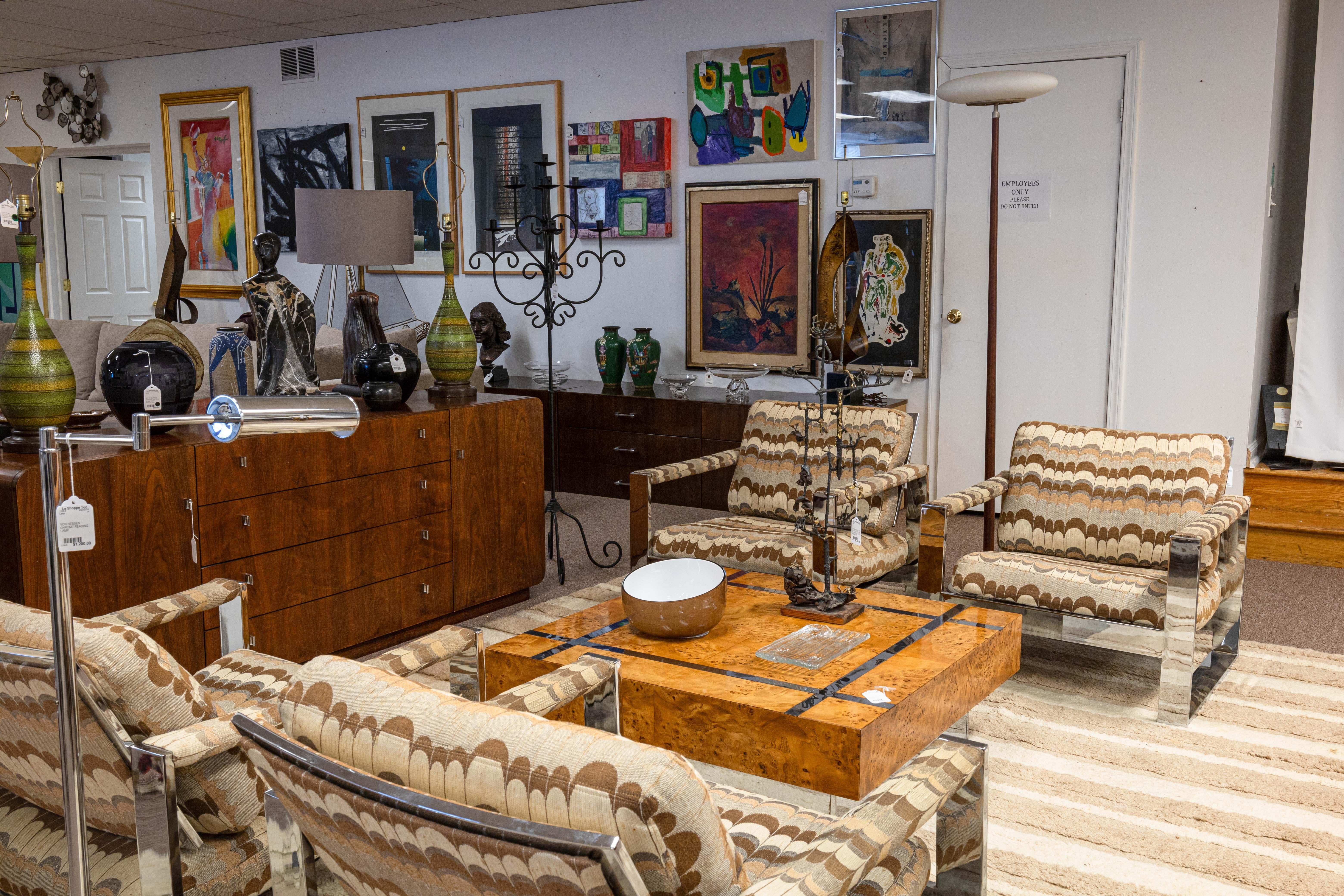 A set of Milo Baughman for Thayer Coggin flat bar chrome lounge chairs. A beautiful set of accent lounge chairs, with a classic contemporary modern design, and a lovely upholstery design and color. These chairs feature a fully metal chrome frame