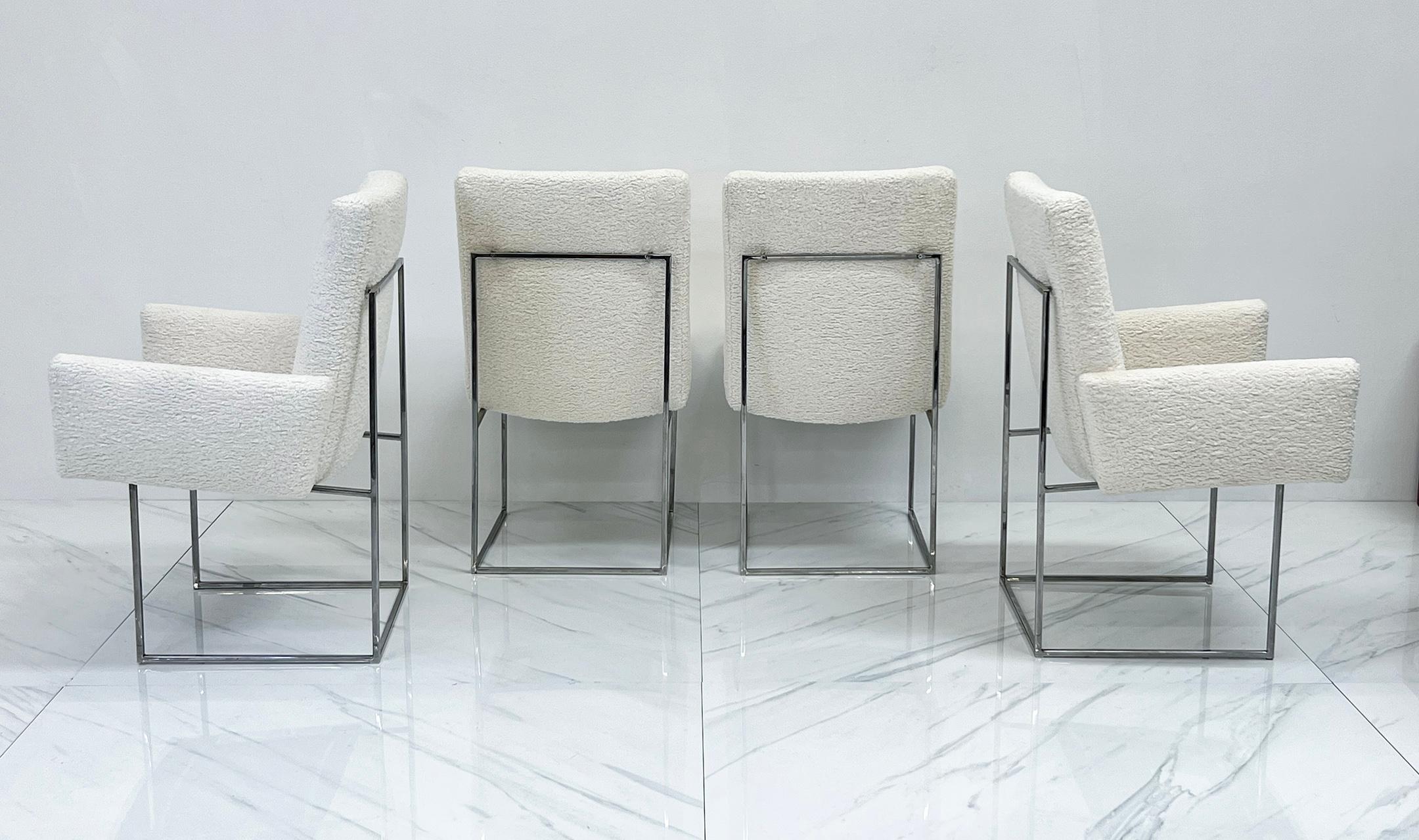 Mid-Century Modern Ensemble de 4 chaises de salle à manger Milo Baughman Thin Line en tissu bouclé ivoire, années 1970 en vente