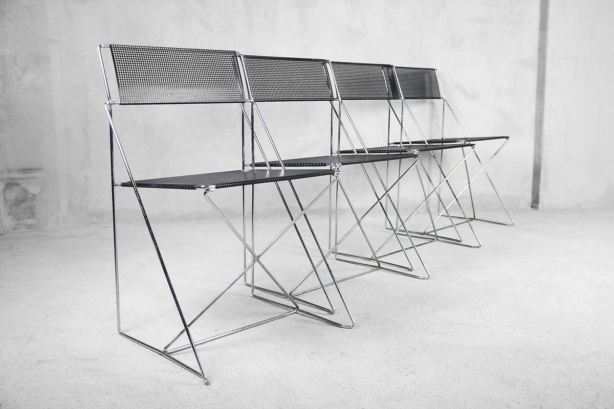 Set of 4 Minimalist Metal X-Line Chairs by Niels Jørgen Haugesen for Hybodan For Sale 3