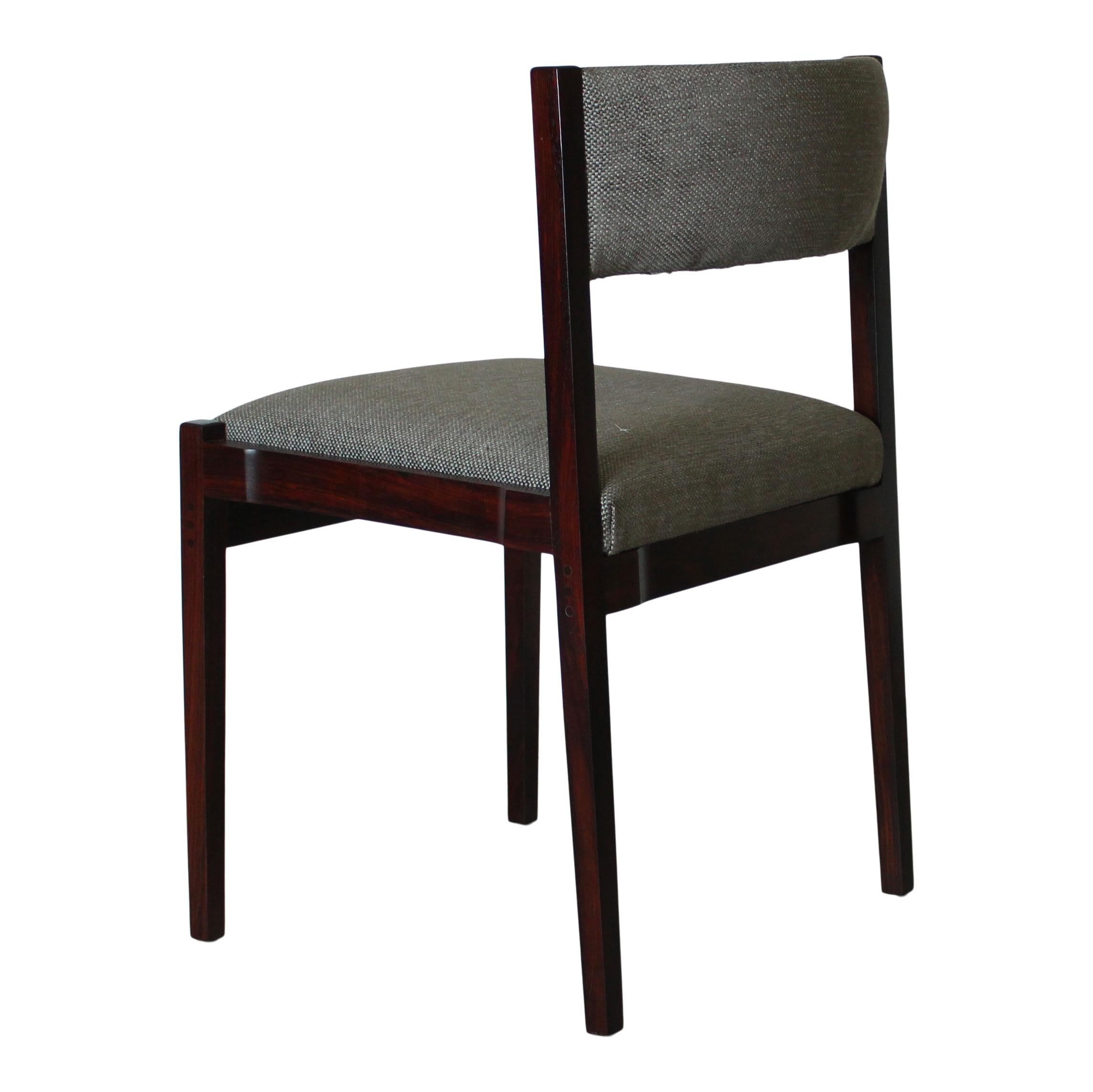 Satz von 4 Model No. 102 Stühlen von Gianfranco Frattini für Cassina, Italien, 1960er Jahre im Angebot 6