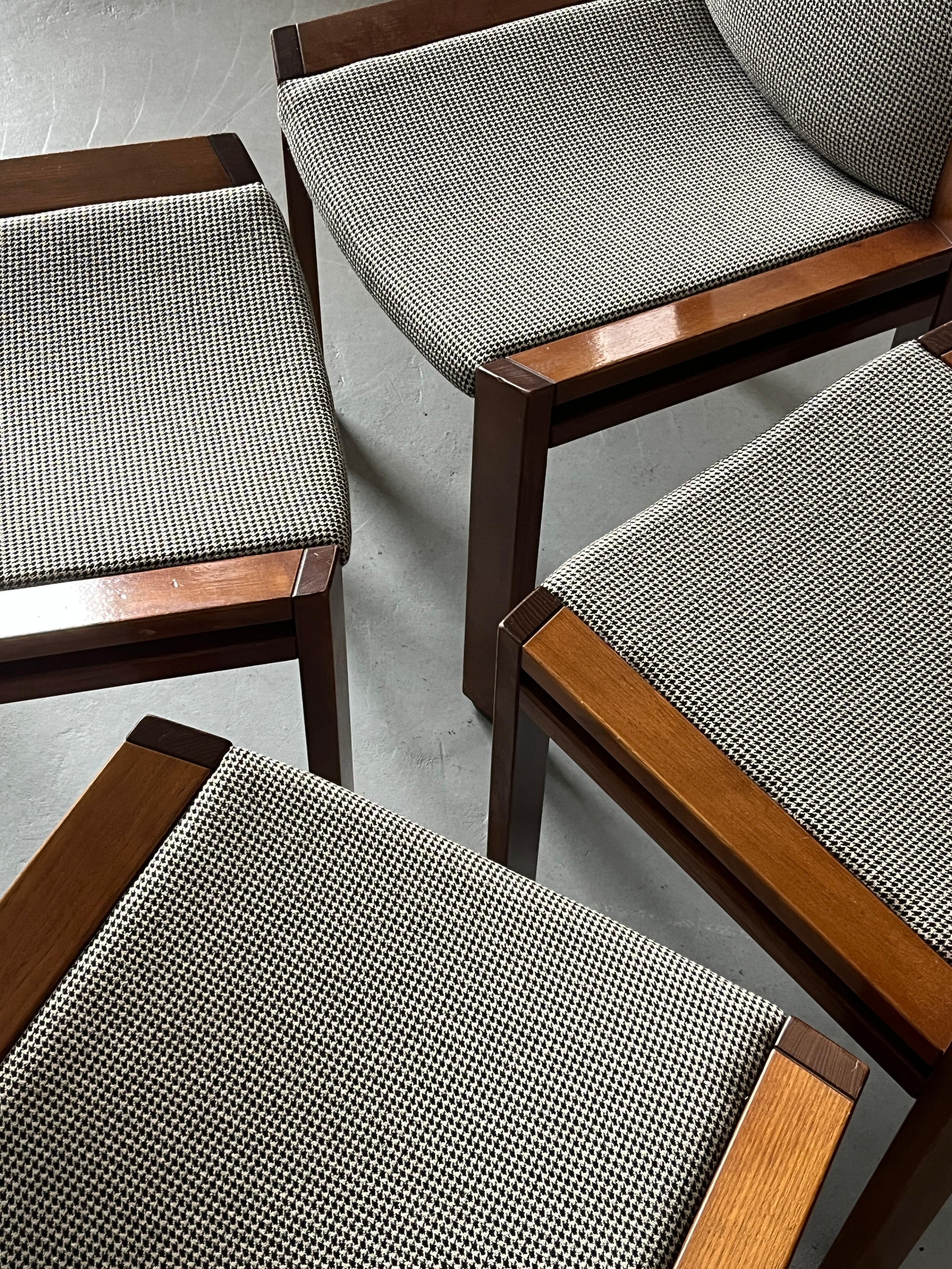Ensemble de 4 chaises de salle à manger 