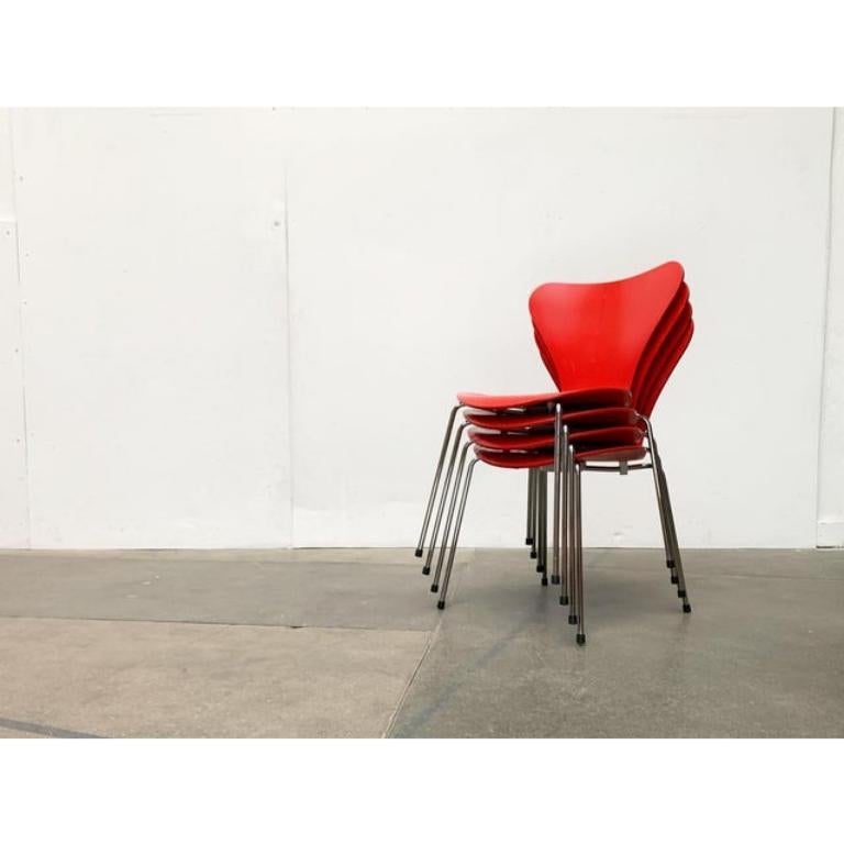 Set di 4 sedie Model 3107 di Arne Jacobsen per Fritz Hansen, Danimarca, 1997 In condizioni buone in vendita a Hamburg, DE