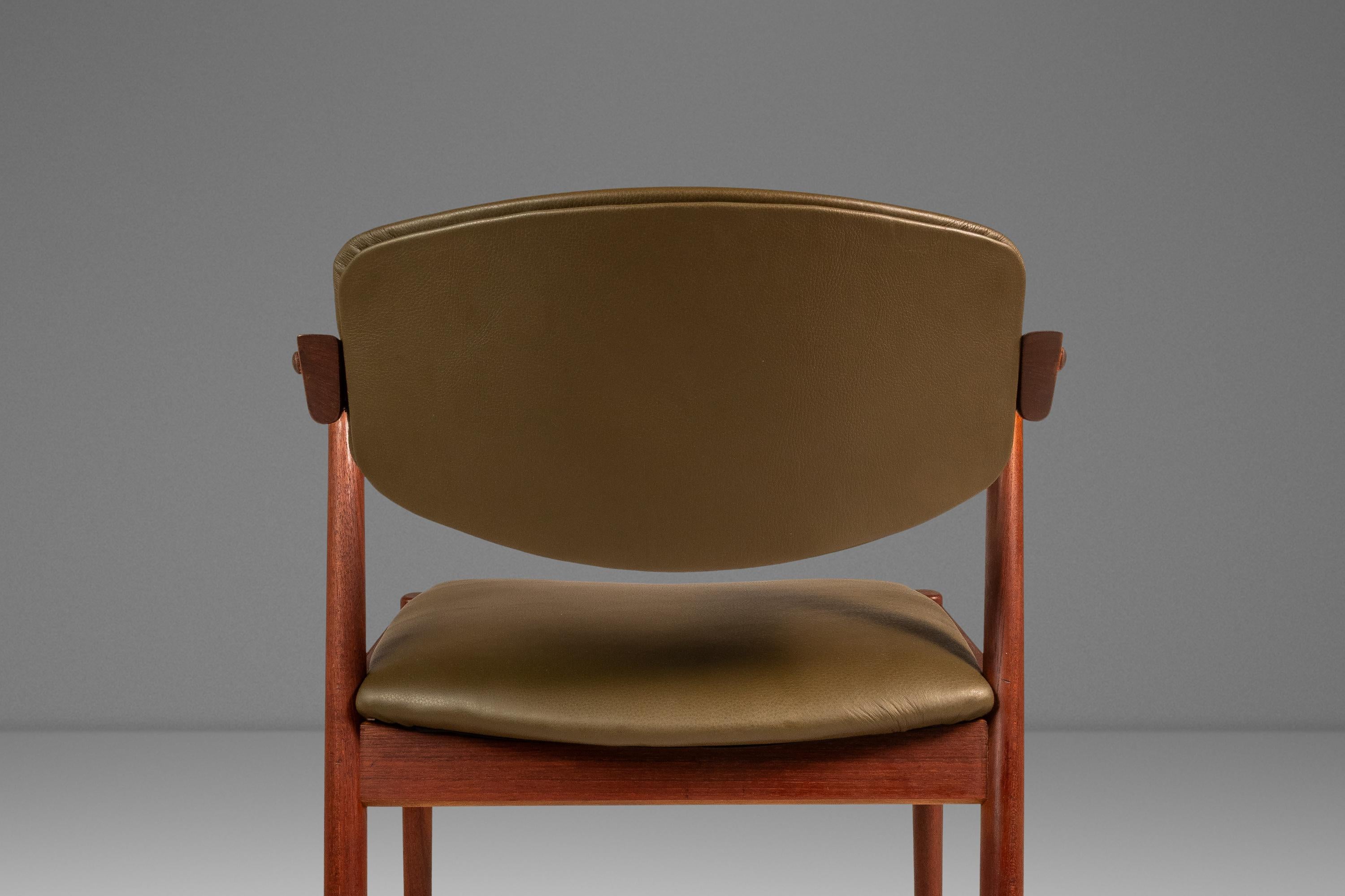 Satz von 4 Model 42 Esszimmerstühlen aus Teakholz von Kai Kristiansen, Dänemark, ca. 1960er Jahre im Angebot 5