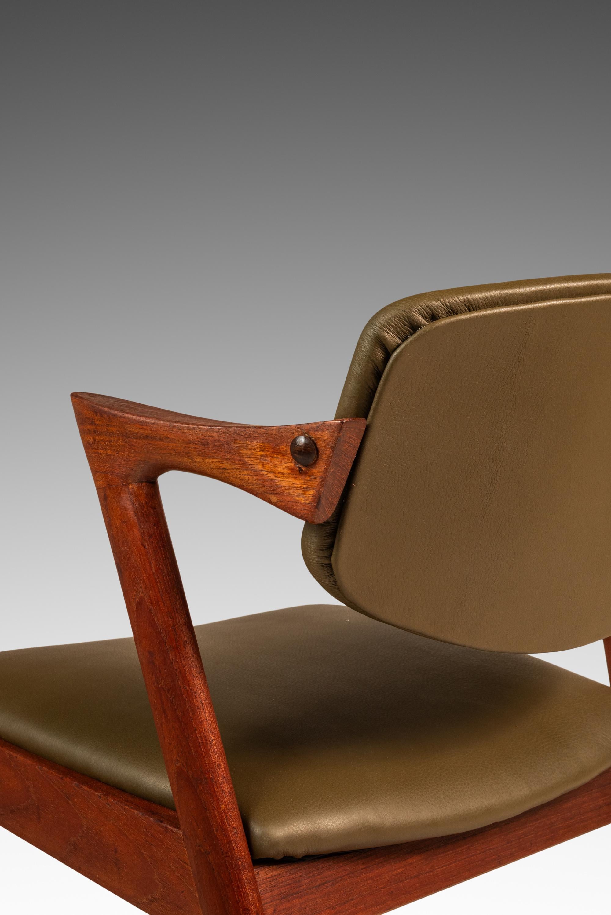 Satz von 4 Model 42 Esszimmerstühlen aus Teakholz von Kai Kristiansen, Dänemark, ca. 1960er Jahre im Angebot 12