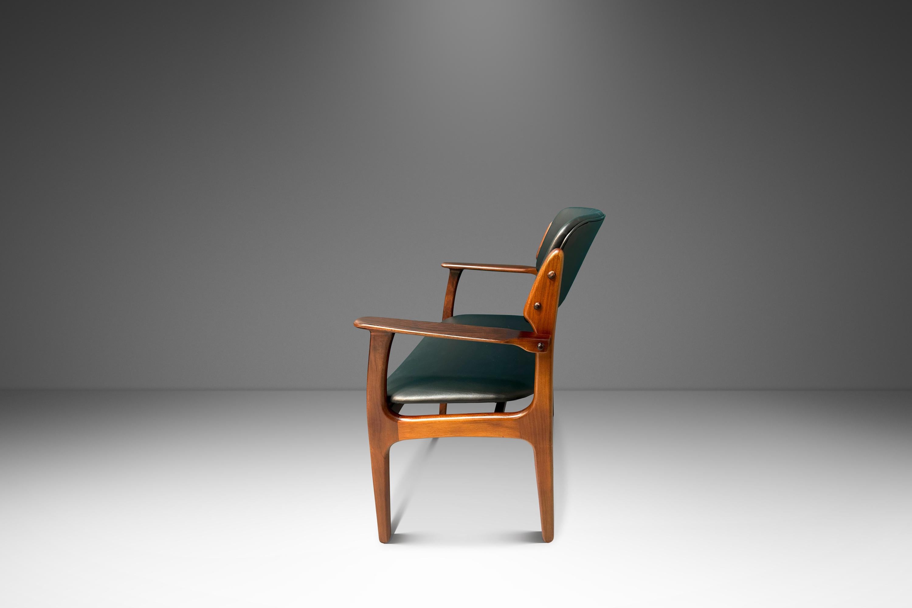 Mid-20th Century Set of 4 