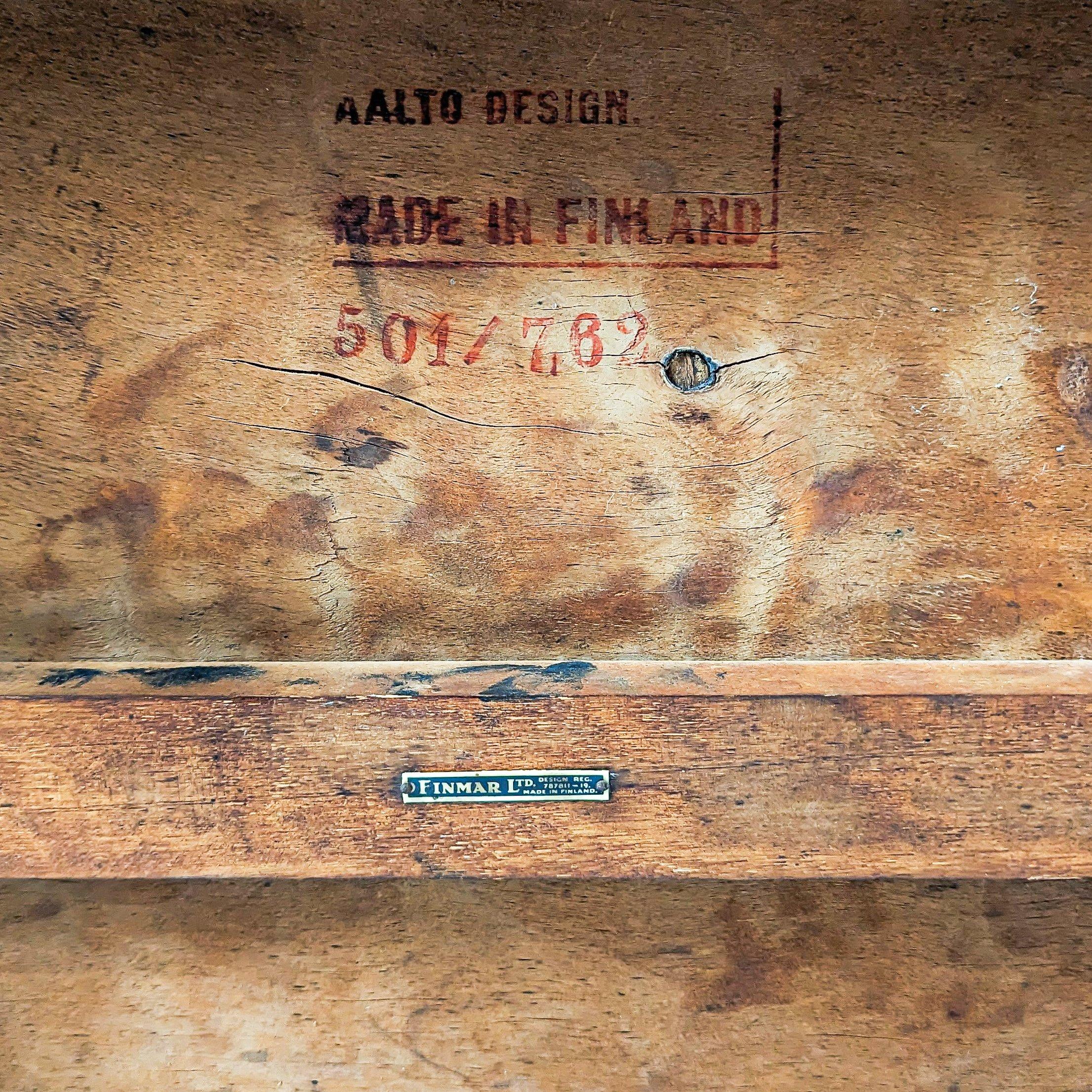 20ième siècle Ensemble de 4 chaises modèle 611 d'Alvar Aalto et Otto Korhonen, Finlande 