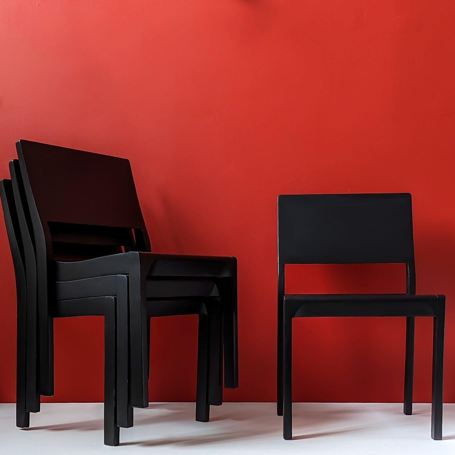 Birch Set of 4 model 611 chairs by Alvar Aalto & Otto Korhonen , Finland 