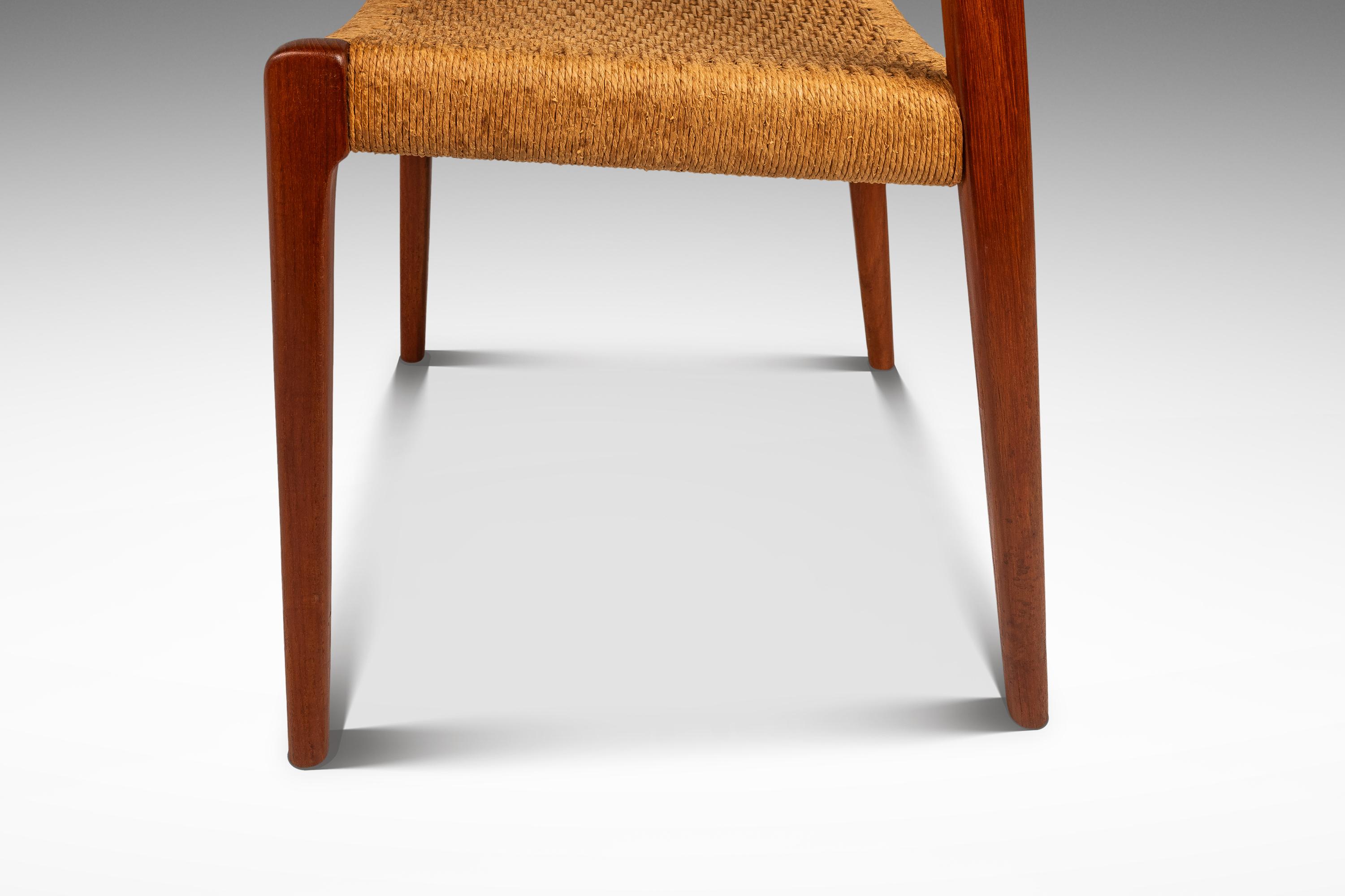 Set of 4 Model #71 Chairs, Niels Møller, J.L. Møllers Møbelfabrik, Denmark, 1960 For Sale 3