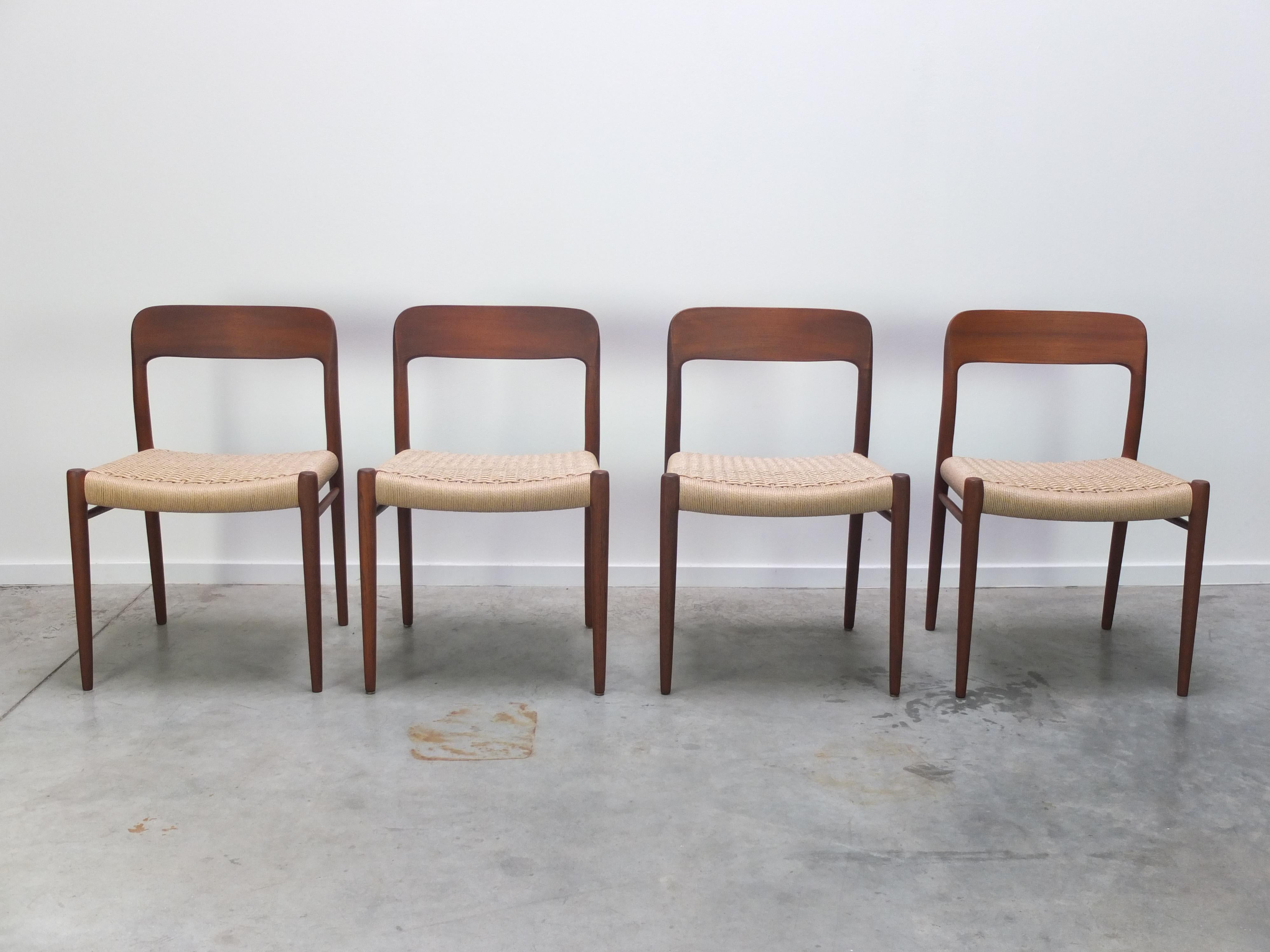 Set of 4 ‘Model 75’ dining chairs designed by famous Danish chair designer Niels O. Møller in the 1960s. These chairs are made of a beautiful solid teak wood frame with fully renewed papercord seatings. Produced by J.L. Møllers Møbelfabrik in