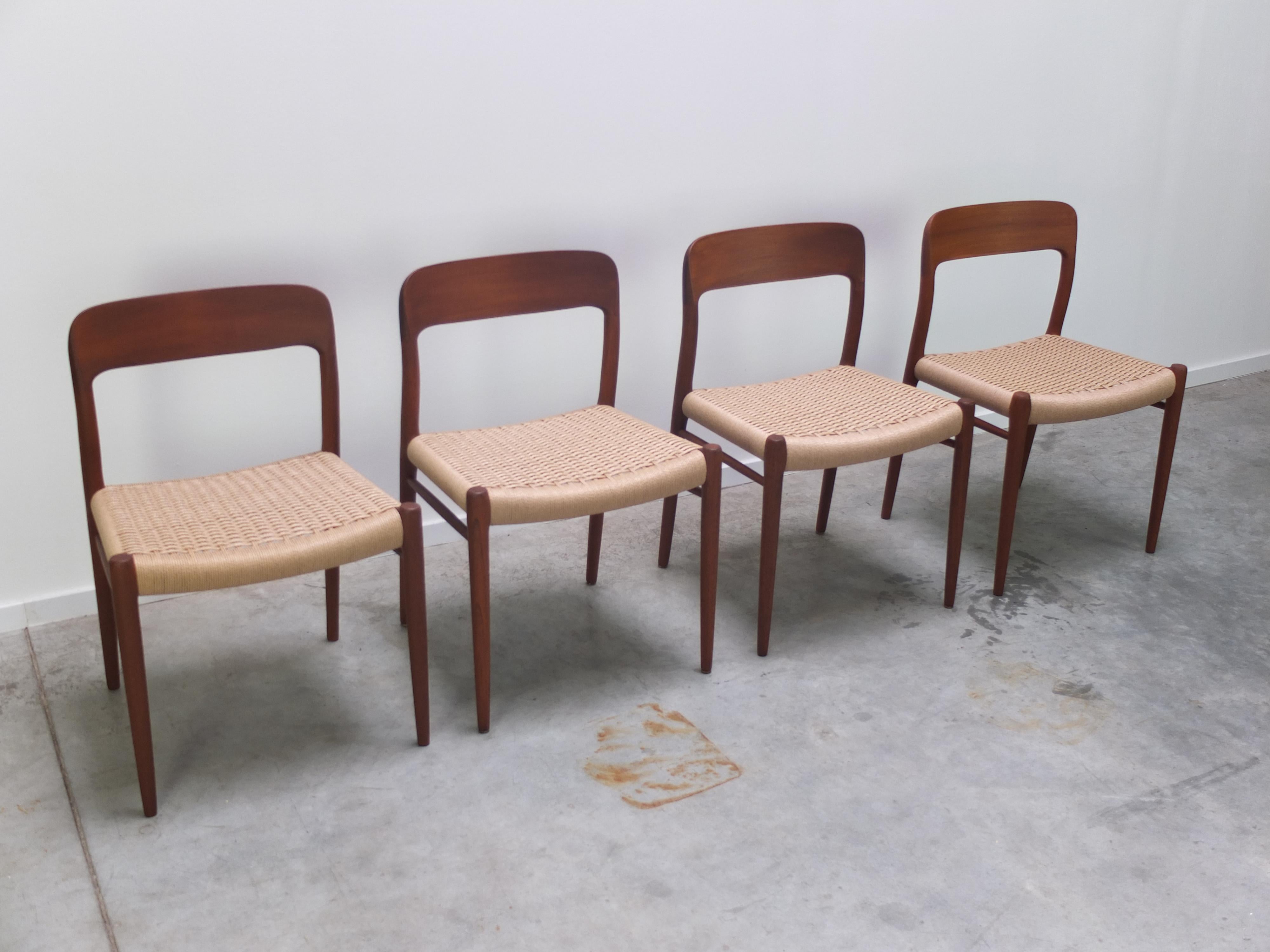 Set of 4 'Model 75' Chairs by Niels Møller for J.L. Møllers Møbelfabrik, 1960s In Good Condition In Antwerpen, VAN