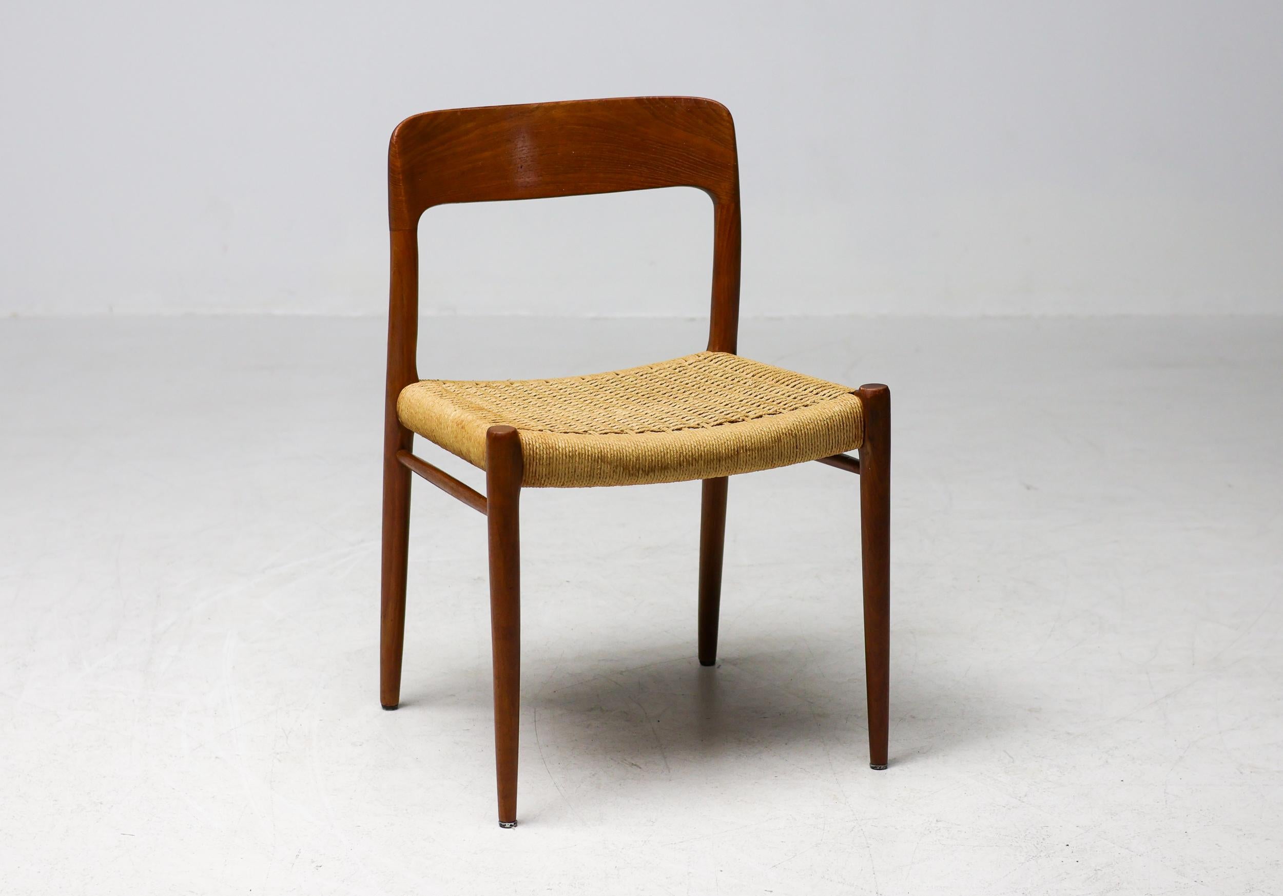 Set of 4 Model #75 Chairs, Niels Møller, JL Møllers Møbelfabrik, Denmark, 1960 For Sale 3