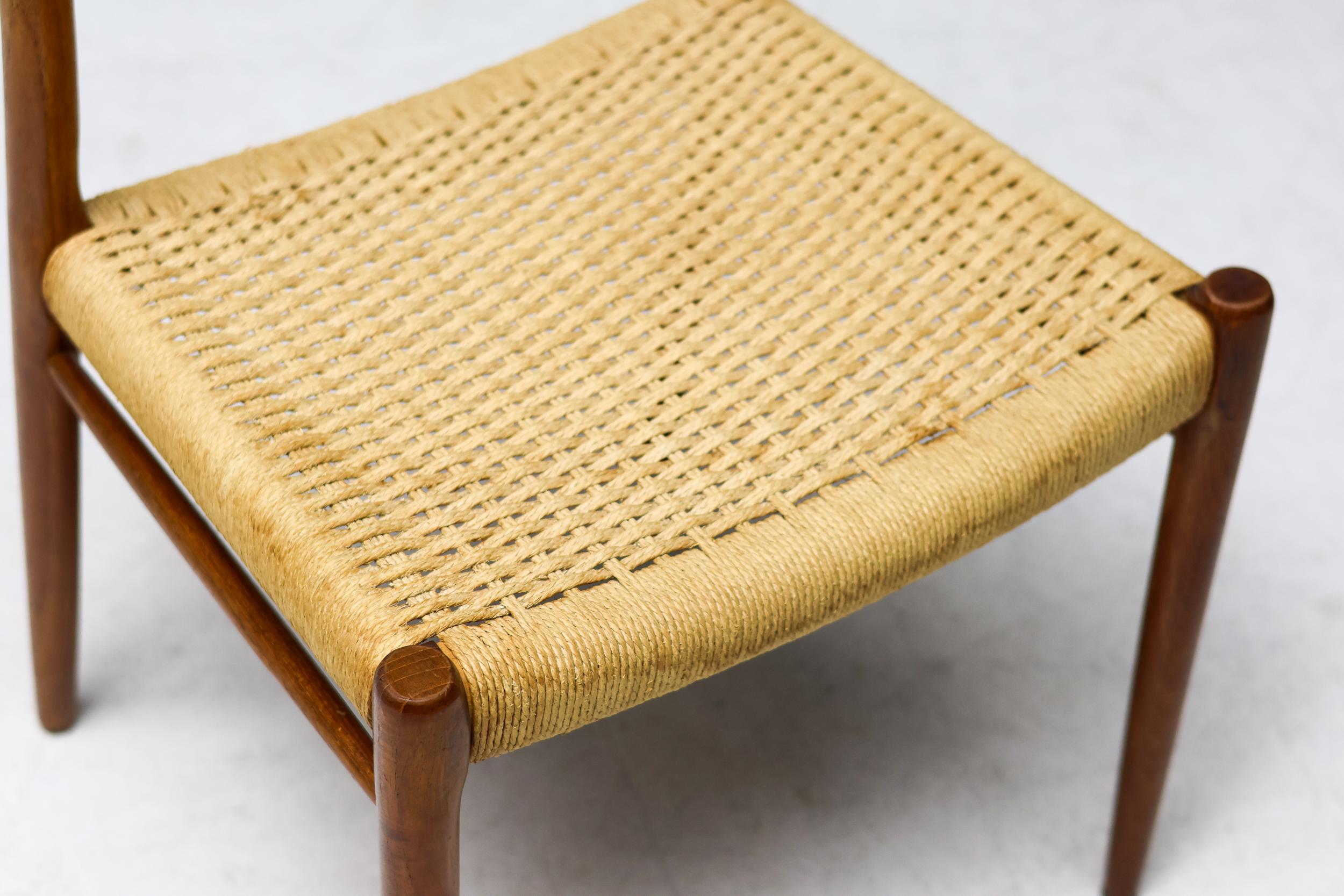 Danish Set of 4 Model #75 Chairs, Niels Møller, JL Møllers Møbelfabrik, Denmark, 1960 For Sale