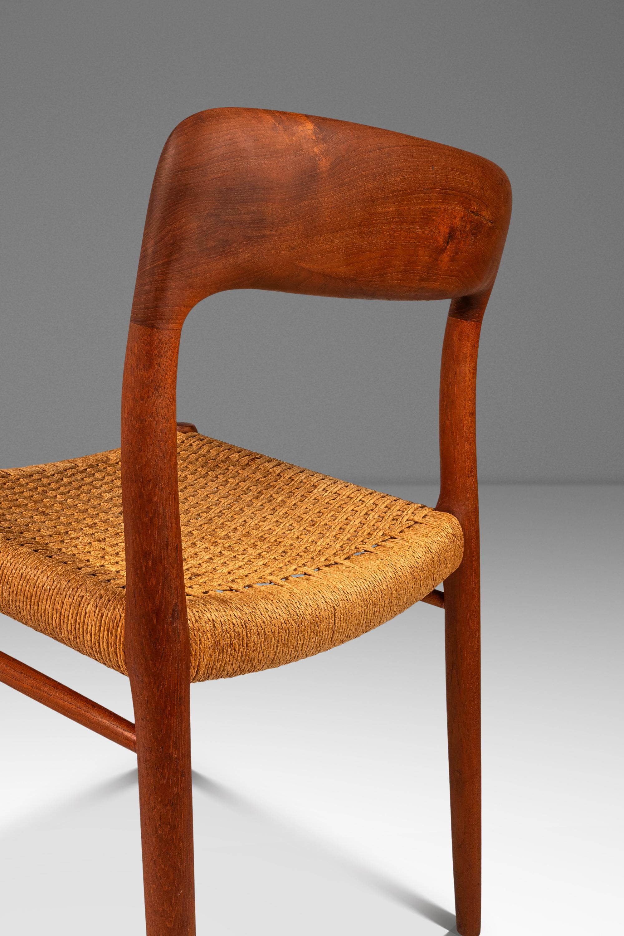Ensemble de 4 chaises modèle #75, Niels Møller, JL Møllers Møbelfabrik, Danemark, années 1960 en vente 9