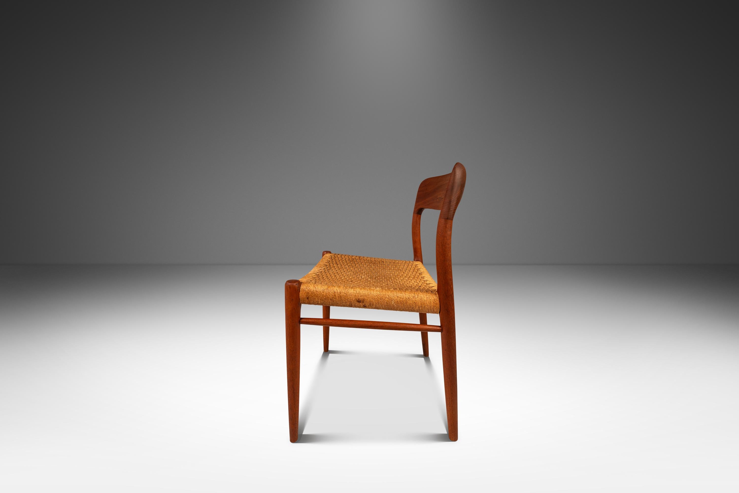 Ensemble de 4 chaises modèle #75, Niels Møller, JL Møllers Møbelfabrik, Danemark, années 1960 Bon état - En vente à Deland, FL