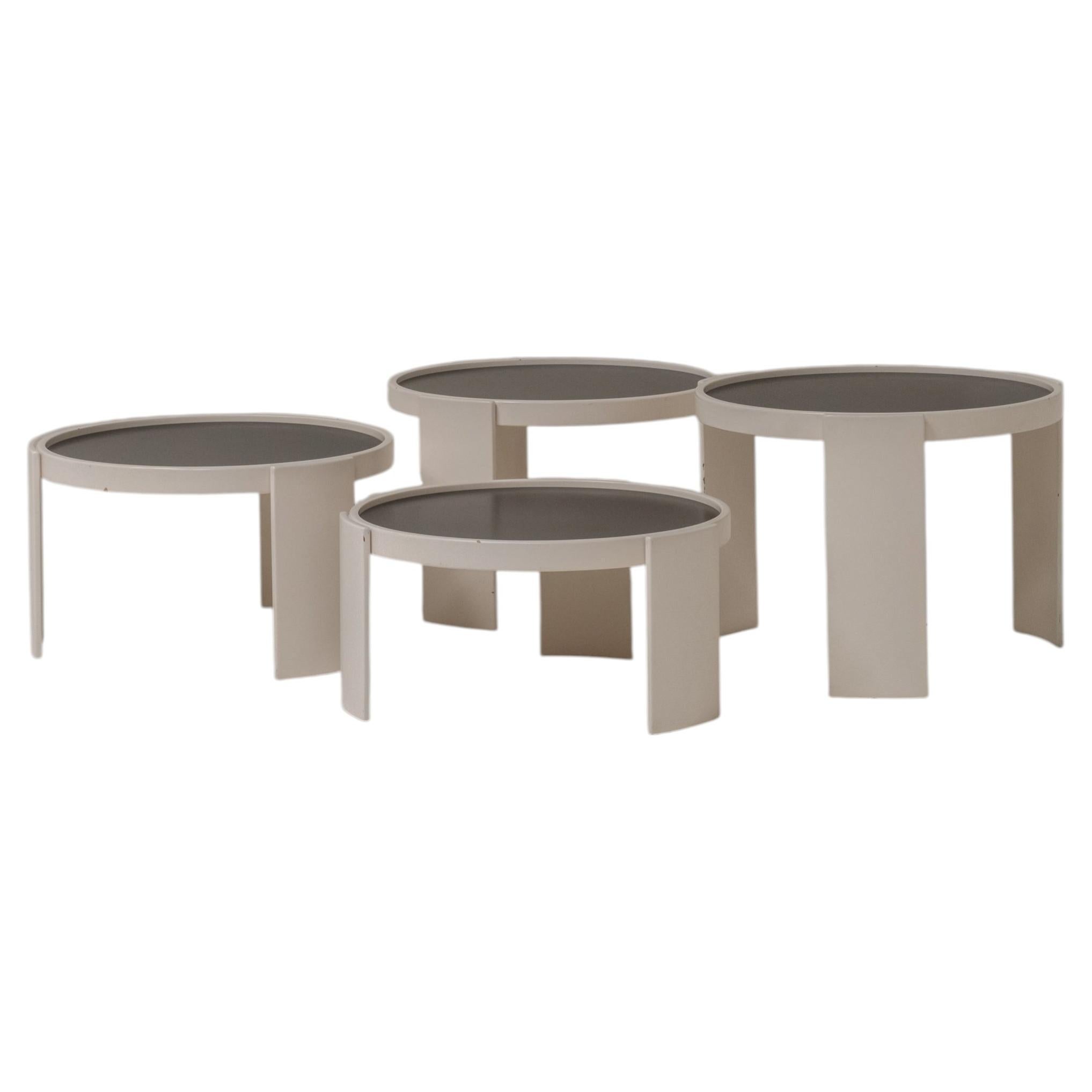 Set of 4 'Model 780' stacking tables by Gianfranco Frattini for Cassina