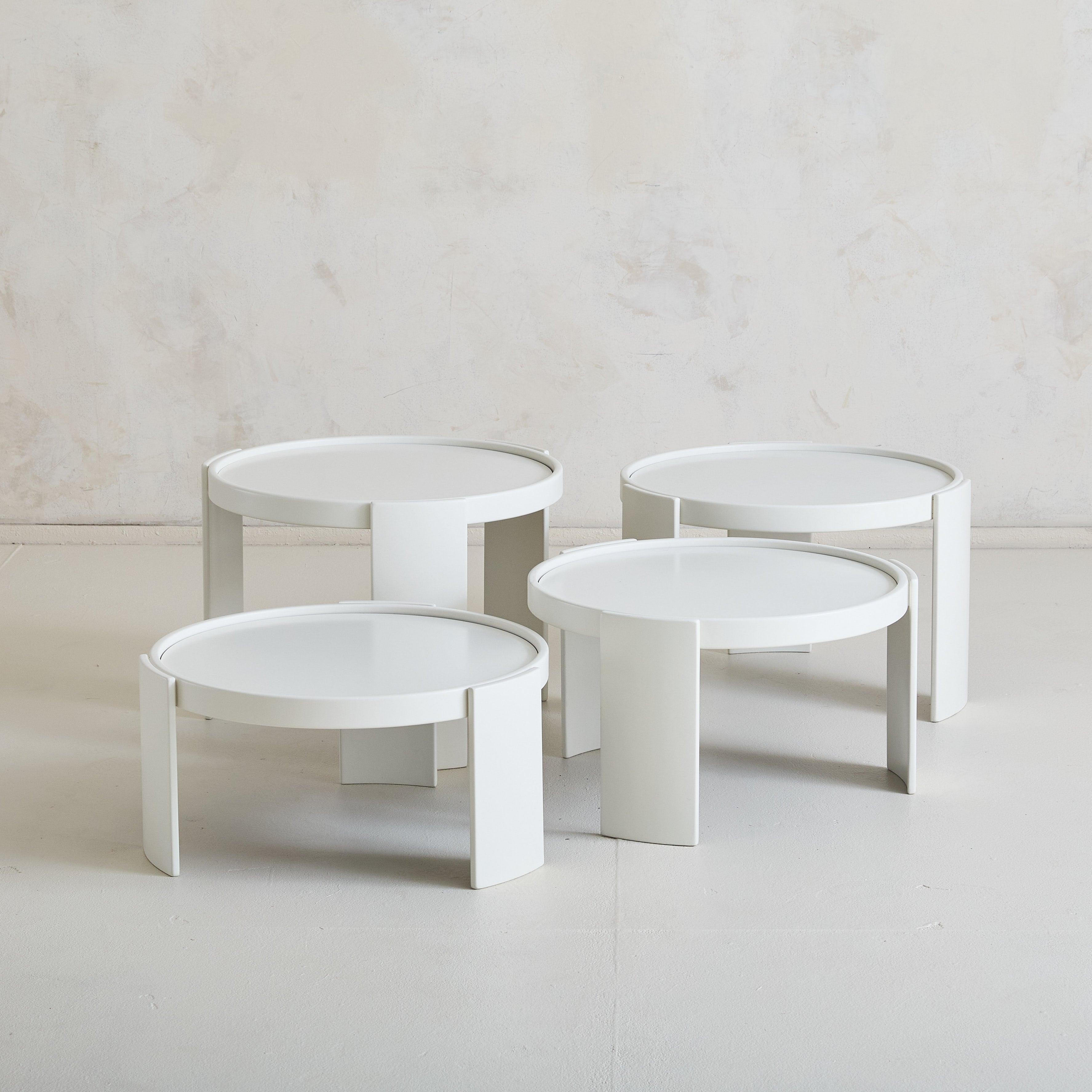 Mid-Century Modern Set of 4 ‘Model 780’ White Wood Stacking Coffee Tables by Gianfranco Frattini For Sale