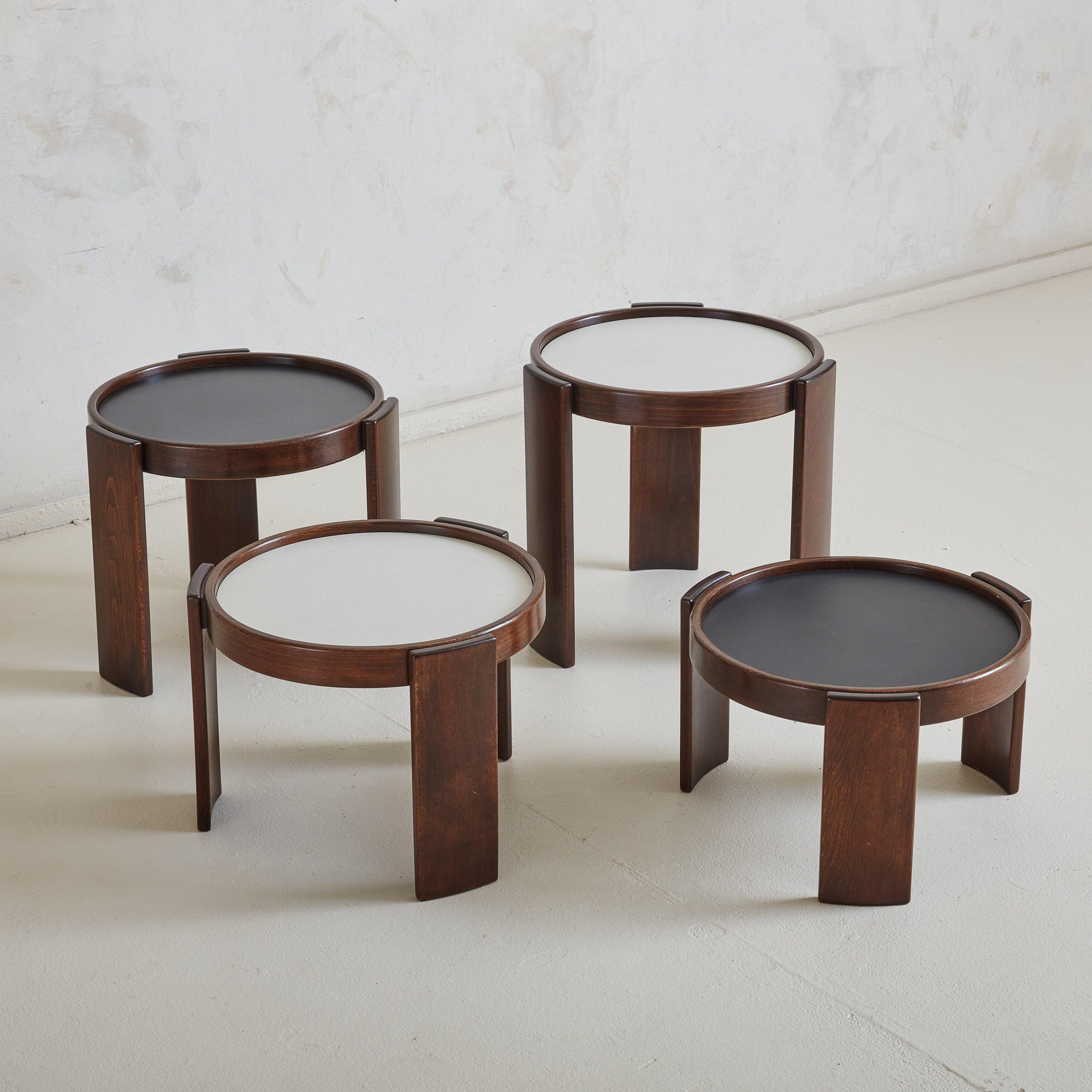 Set of 4 ‘Model 780’ Wood Stacking Coffee Tables by Gianfranco Frattini In Excellent Condition In Chicago, IL
