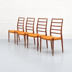 Set di 4 sedie da pranzo modello 82 disegnate da Niels Møller per J.L. Møllers Møbelfabrik