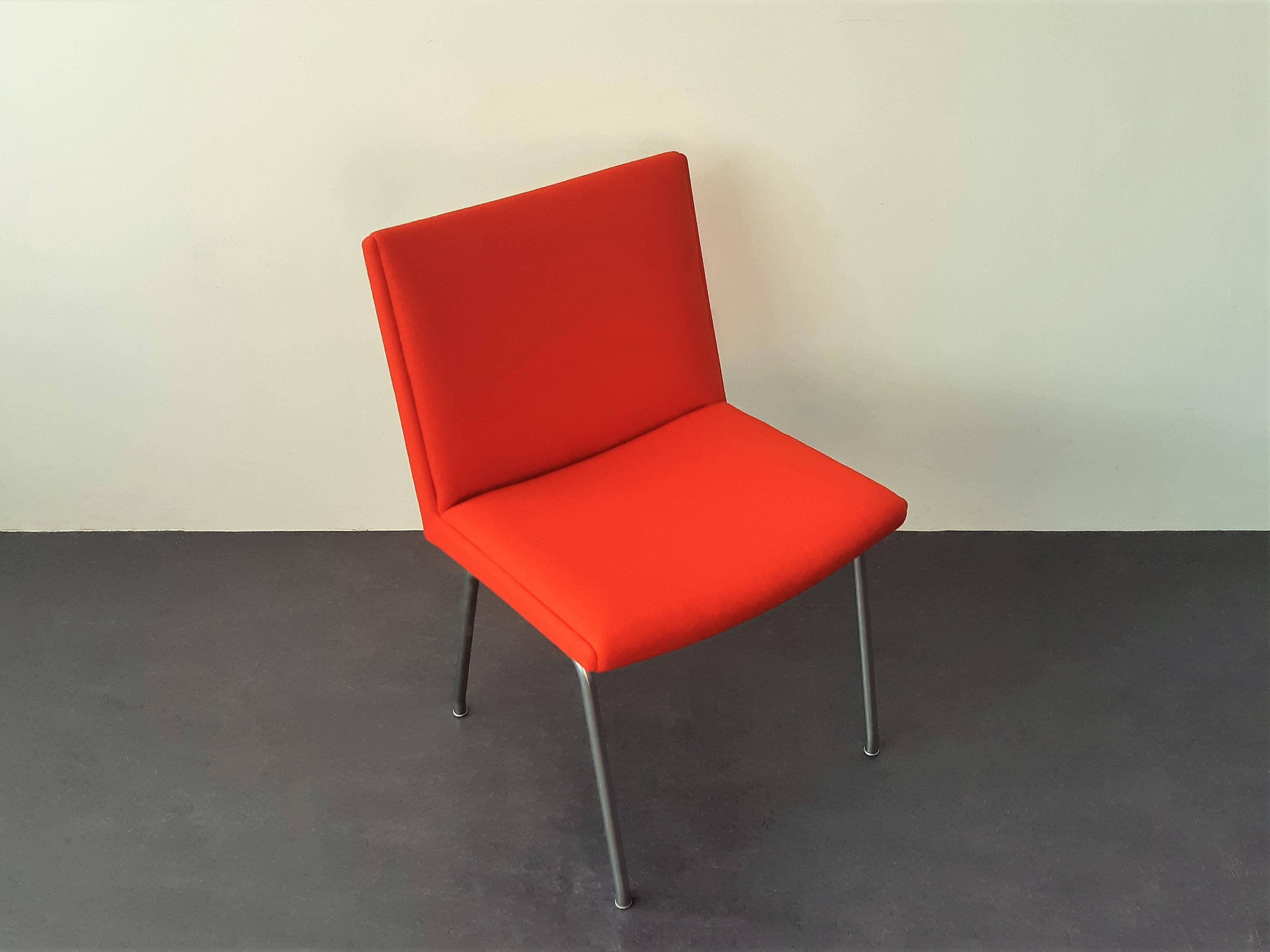 Mid-Century Modern Set of 4 Model Airport Dining Chairs by Hans Wegner for AP Stolen, Denmark For Sale