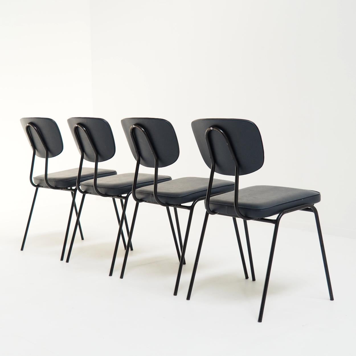 Mid-Century Modern Set of 4 Model ‘CM’ Chairs by Pierre Guariche for Meurop, 1960s