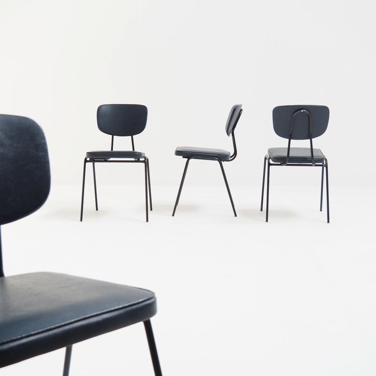 Set of 4 Model ‘CM’ Chairs by Pierre Guariche for Meurop, 1960s 1