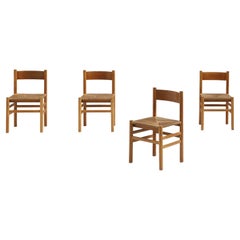 Set of 4 Modern Design wooden Dining Room Chairs with a Rush Seat