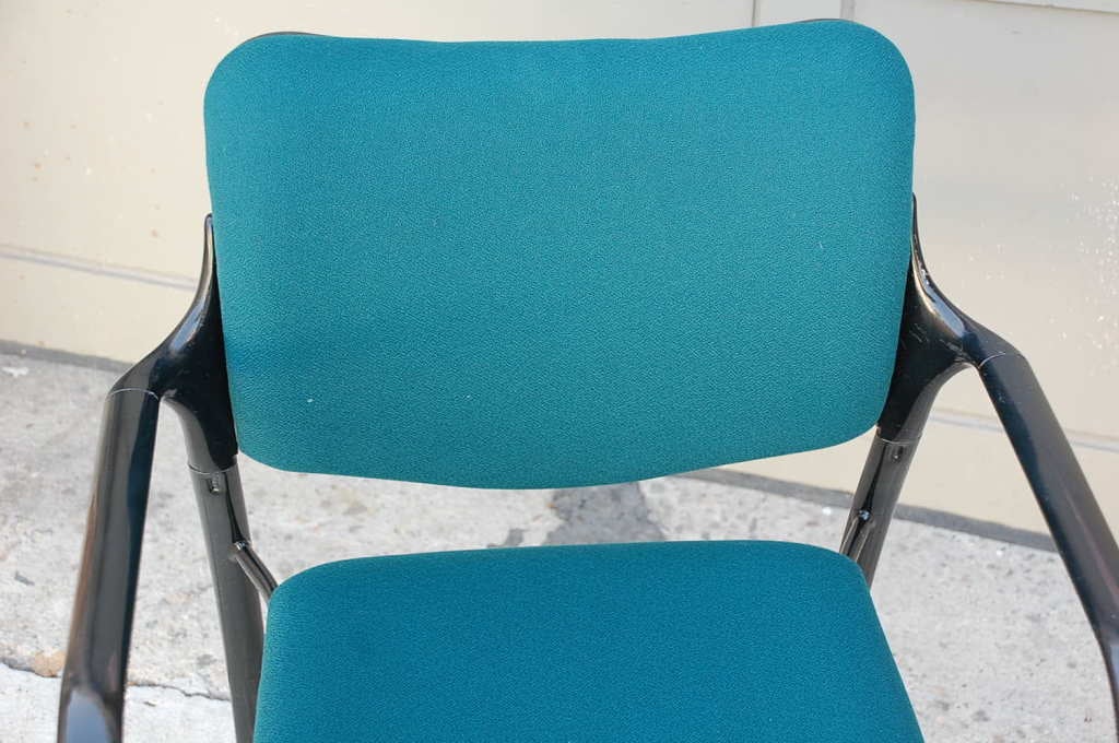 Acciaio Set di 4 sedie da pranzo moderne di Mark Goetz per Herman Miller in vendita