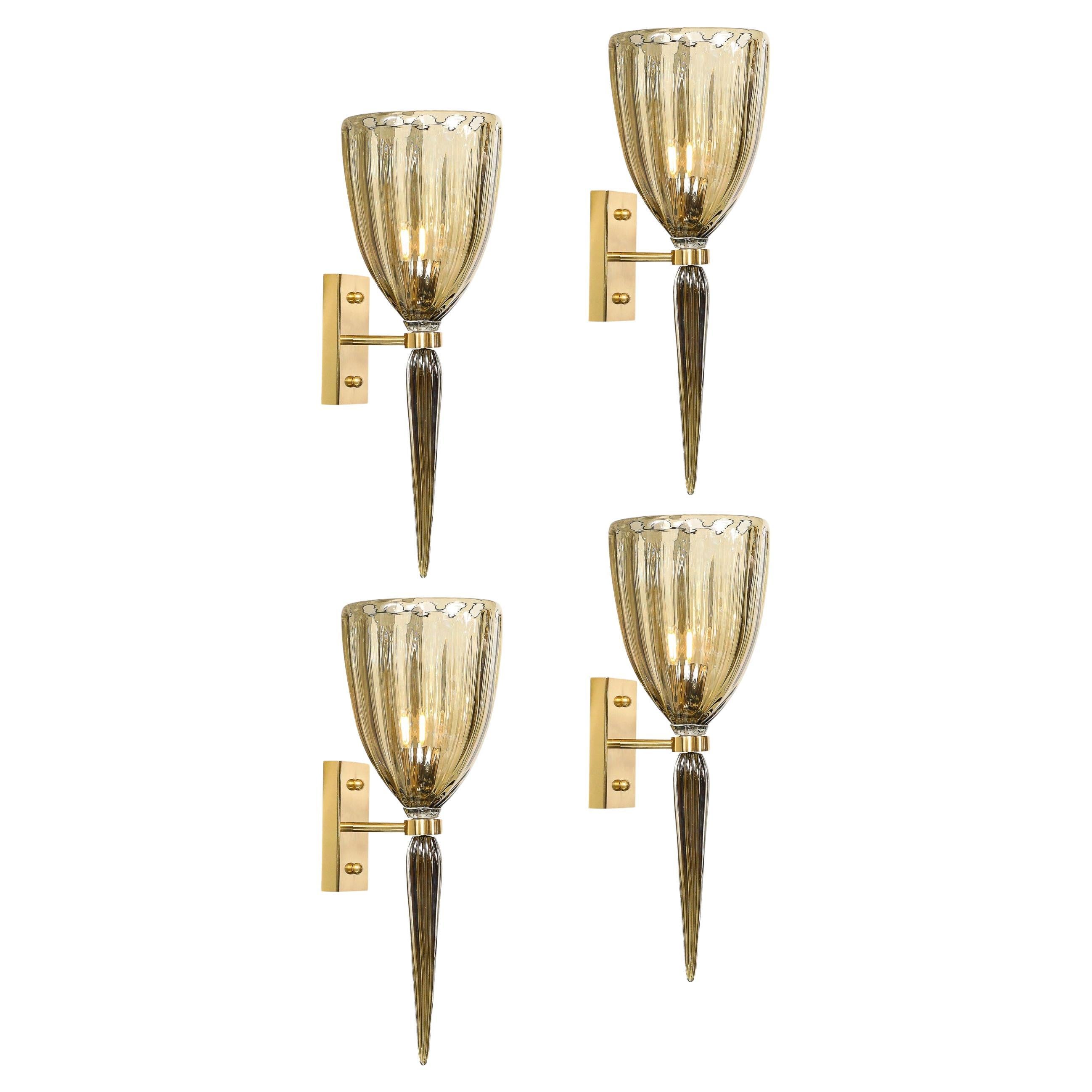 Ensemble de 4 appliques modernes en verre soufflé à la bouche de Murano, émeraude fumé et iridescent