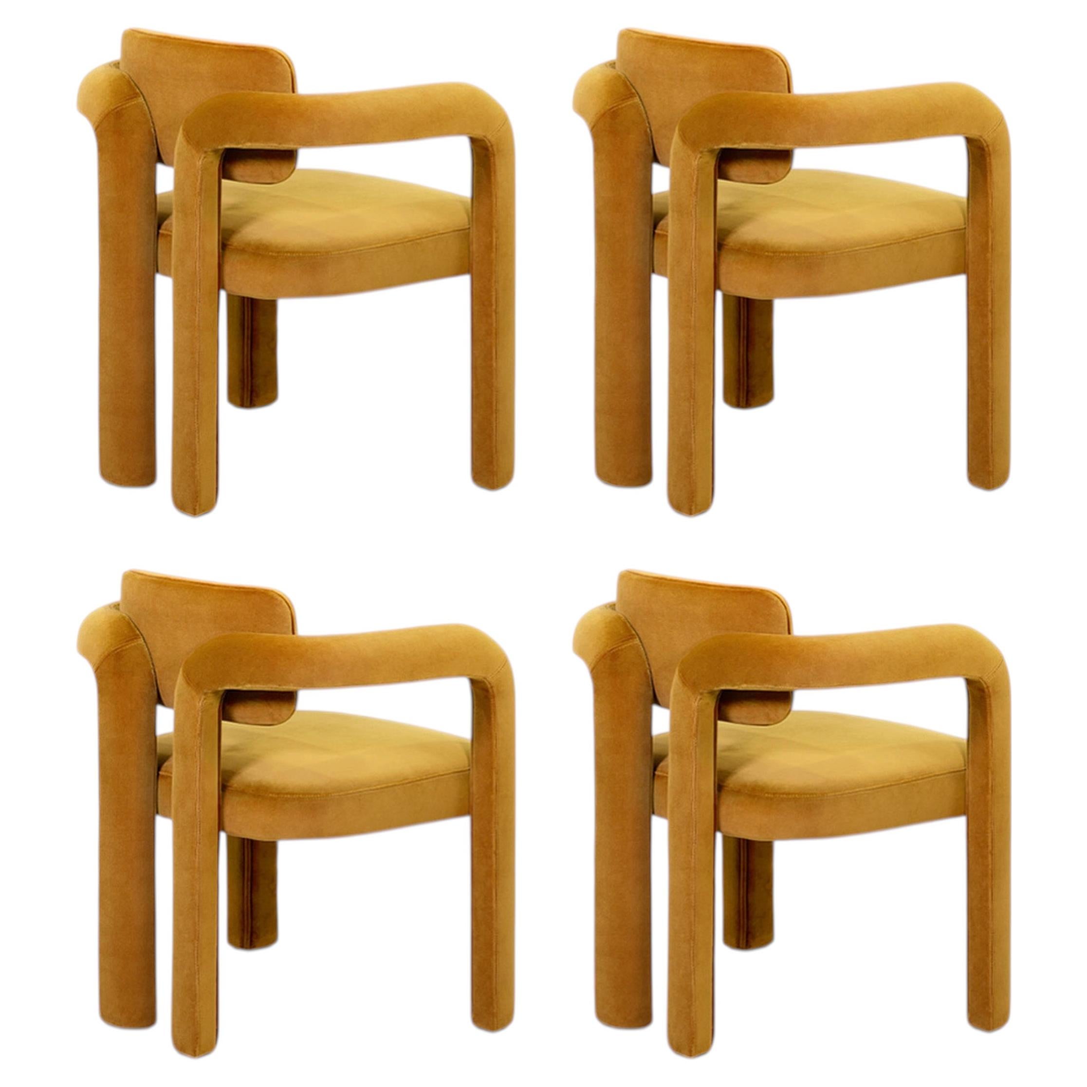 4er set Modern senffarbener samt Double Arch esszimmerstühle by InsidherLand im Angebot