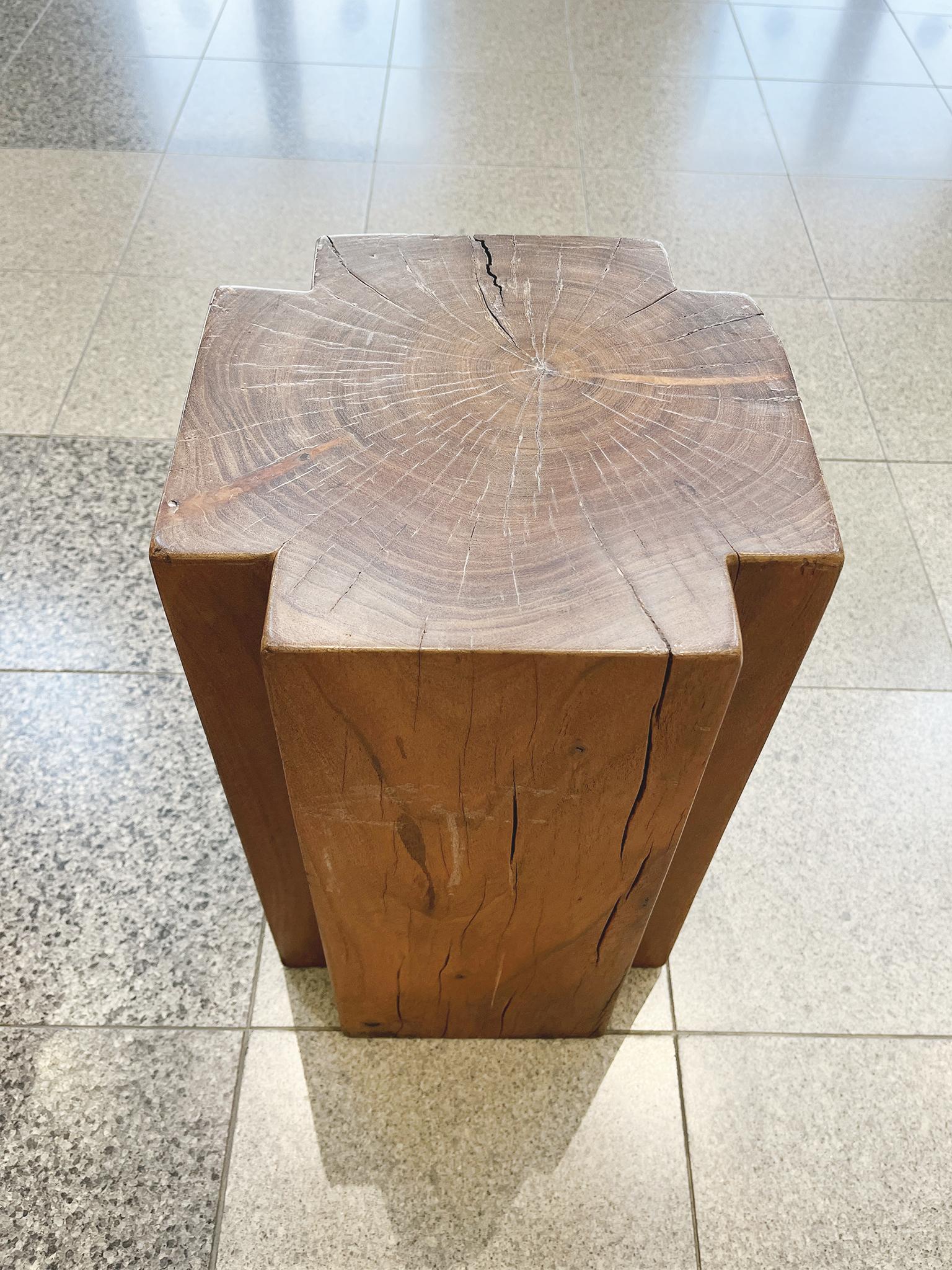 Set of 4 Modern Teak Pedestal Tables In Good Condition For Sale In New York, NY