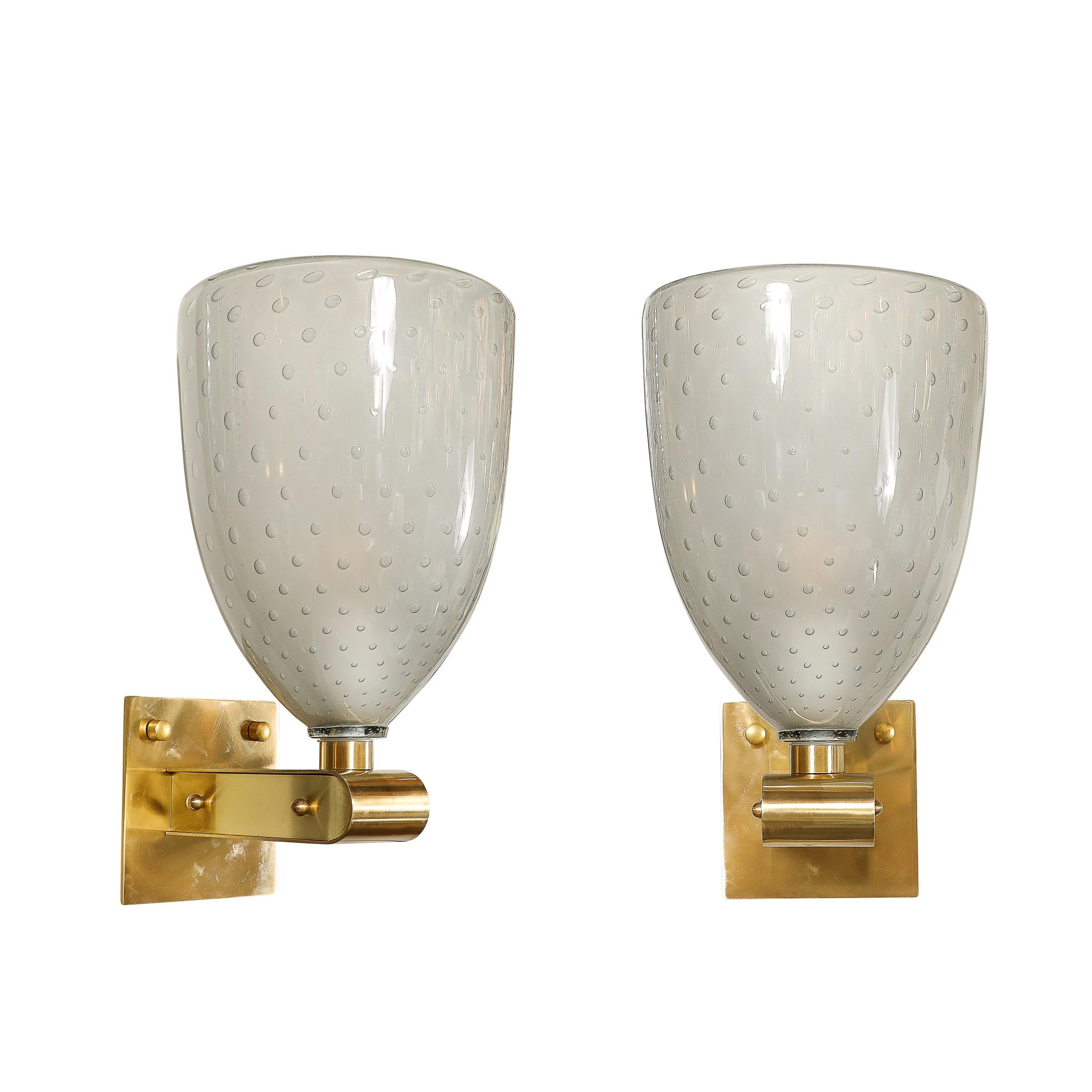 italien Ensemble de 4 appliques modernistes en laiton avec verre fumé de Murano soufflé à la main avec Murines en vente