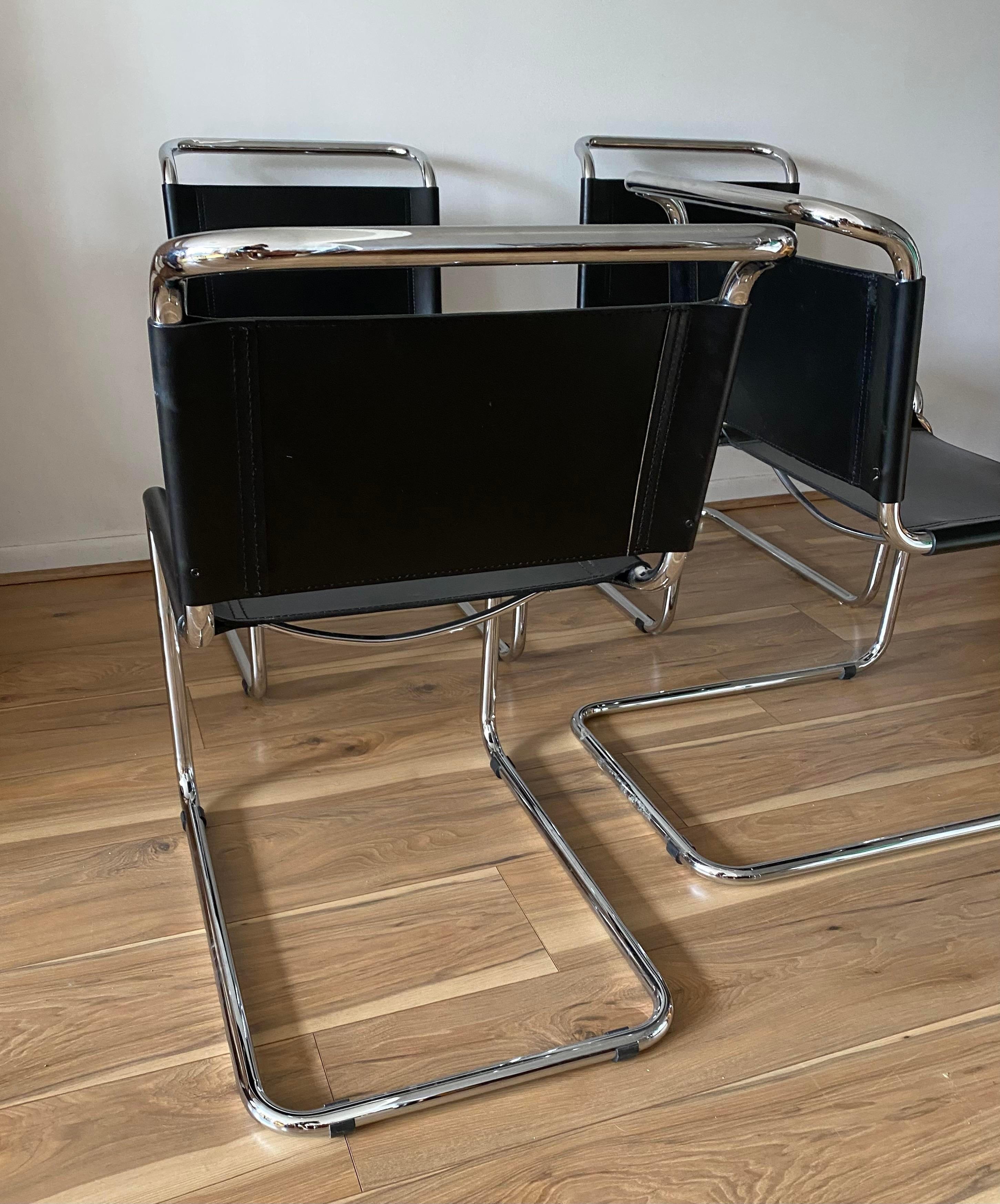 Juego de 4 sillas voladizas modernistas estilo S33 Mart Stam para Thonet siglo XX