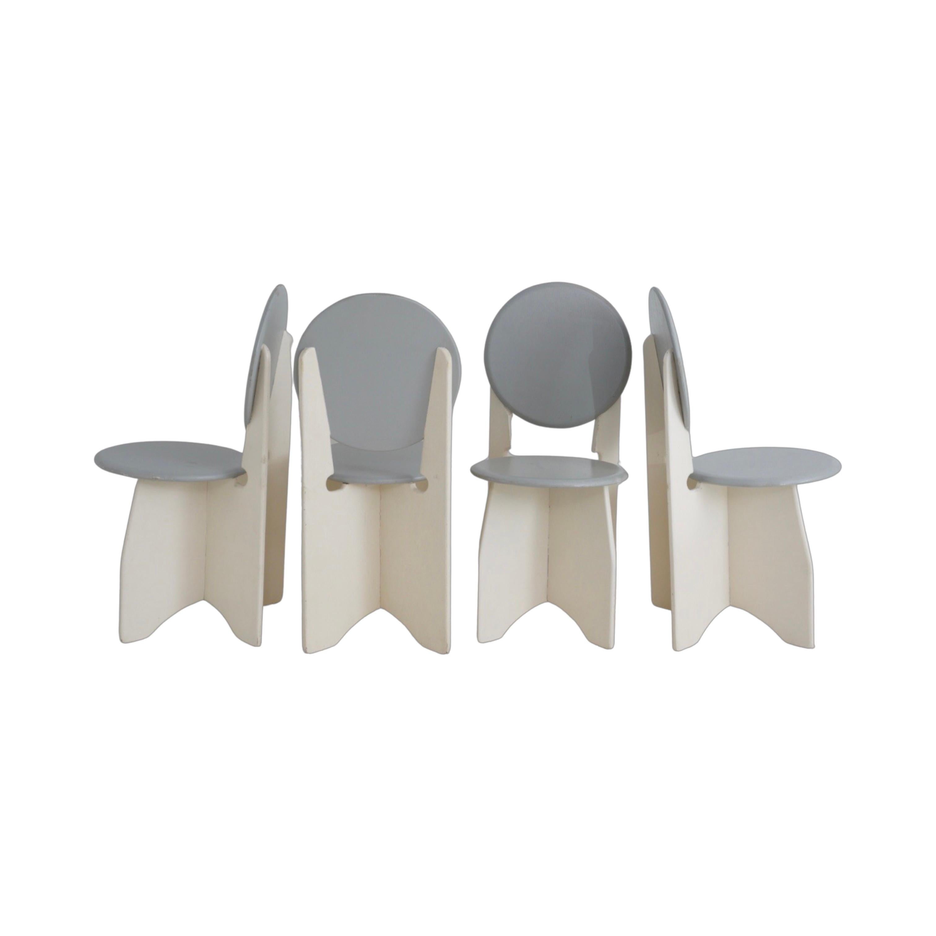 Late 20th Century Set of 4 Modernist Dining Chairs, 1980s For Sale