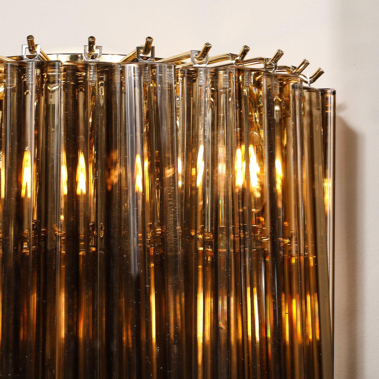 Ensemble de 4 appliques à trois niveaux en verre de Murano fumé soufflé à la main et de style moderne en vente 2