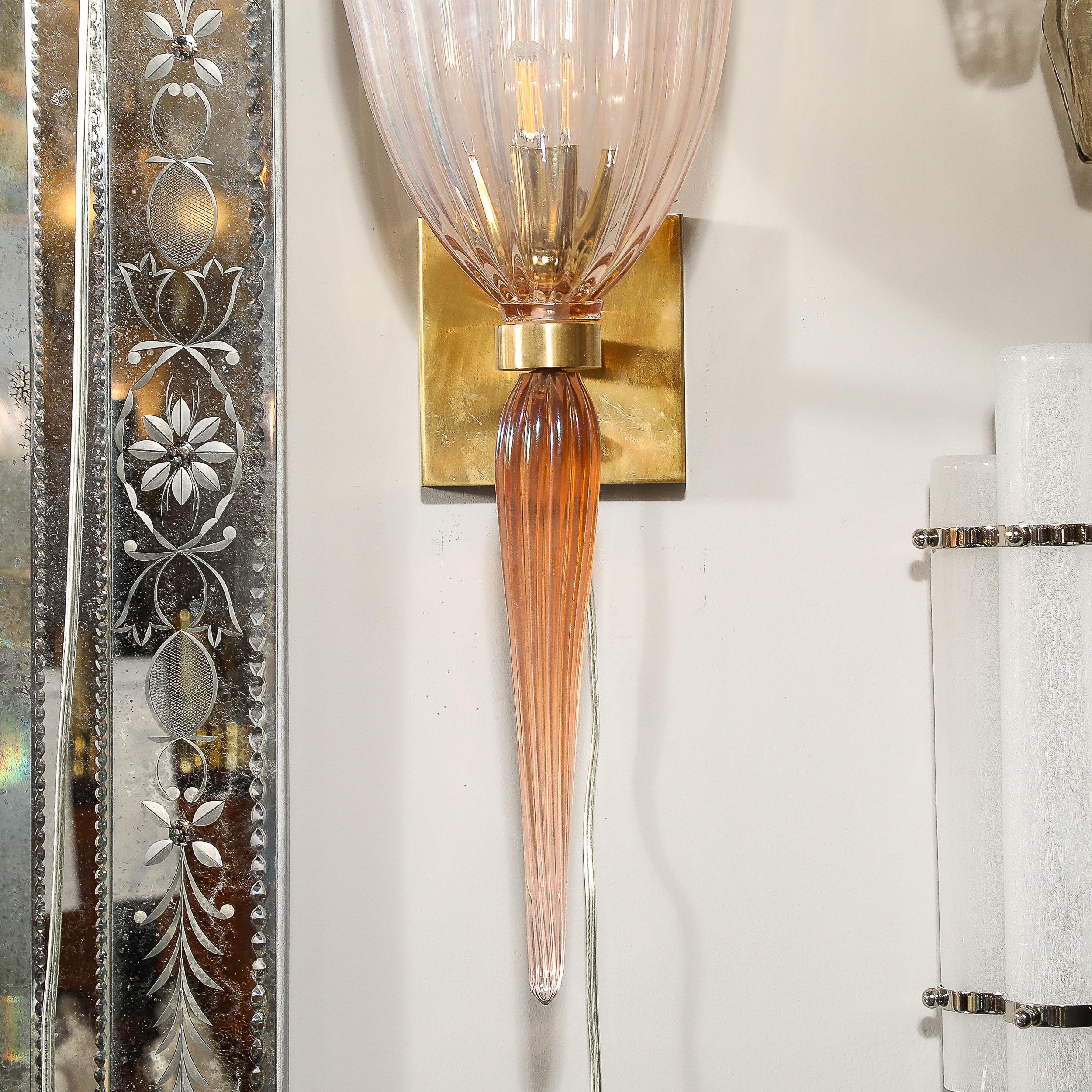 Set di 4 lampade moderniste in vetro di Murano soffiato a bocca e iridescente di colore rosa in vendita 11