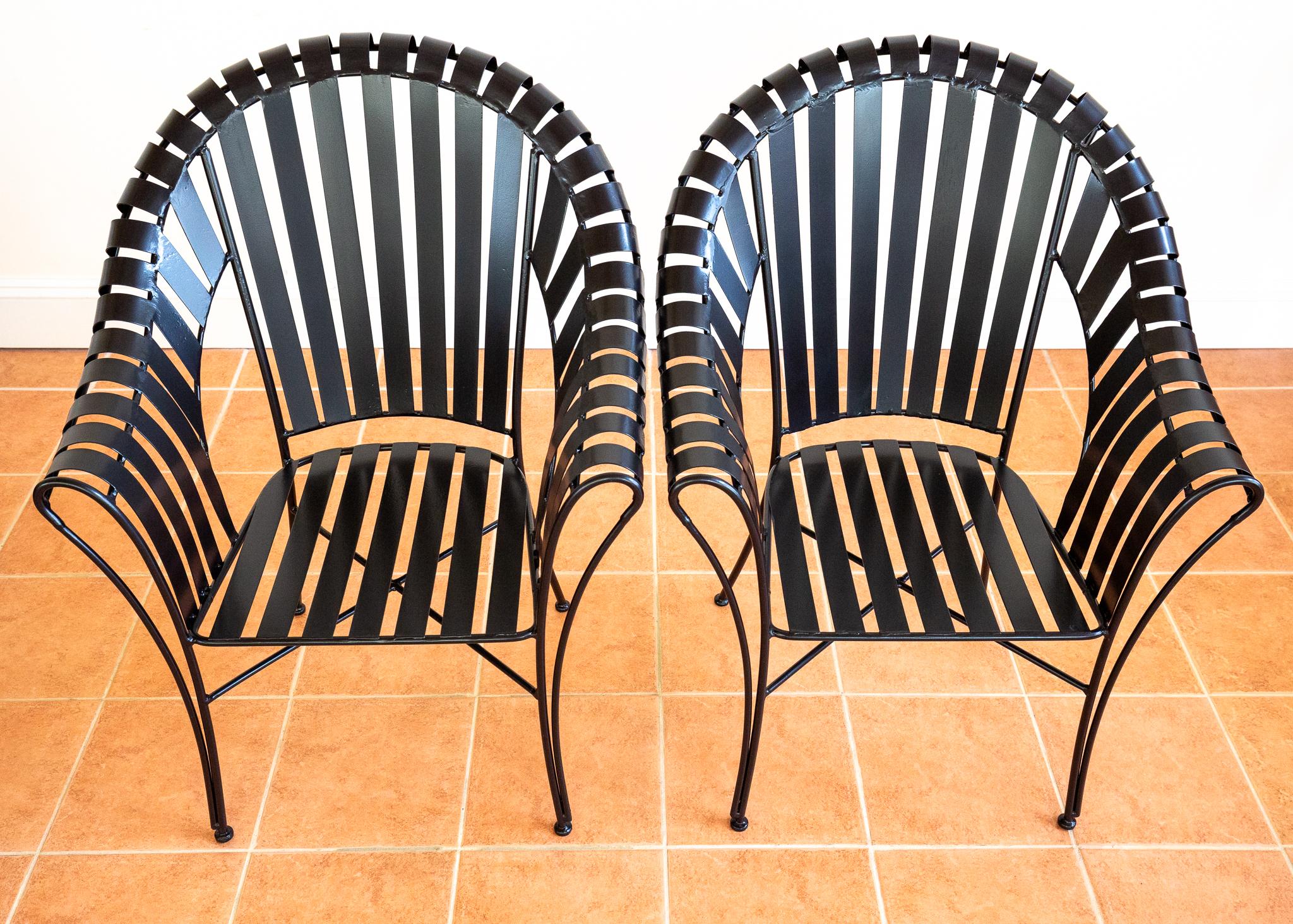Set di 4 poltrone da giardino moderniste con cinghia in ferro Salterini in stile brutalista MCM in vendita 9