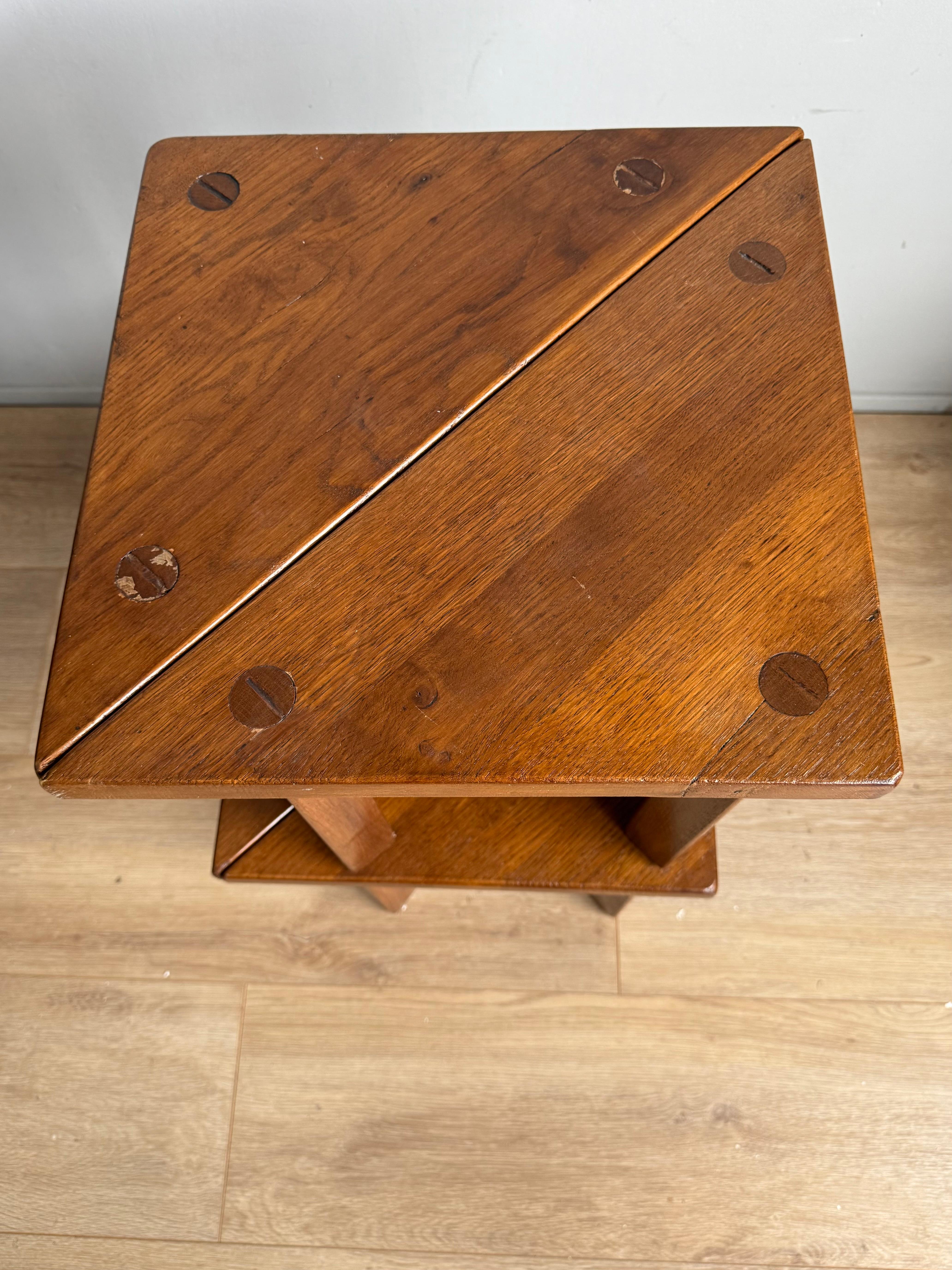 Satz von 4 modularen Dreieckstischen aus Holz, 1970er Jahre: Weltweiter kostenloser Versand im Angebot 9