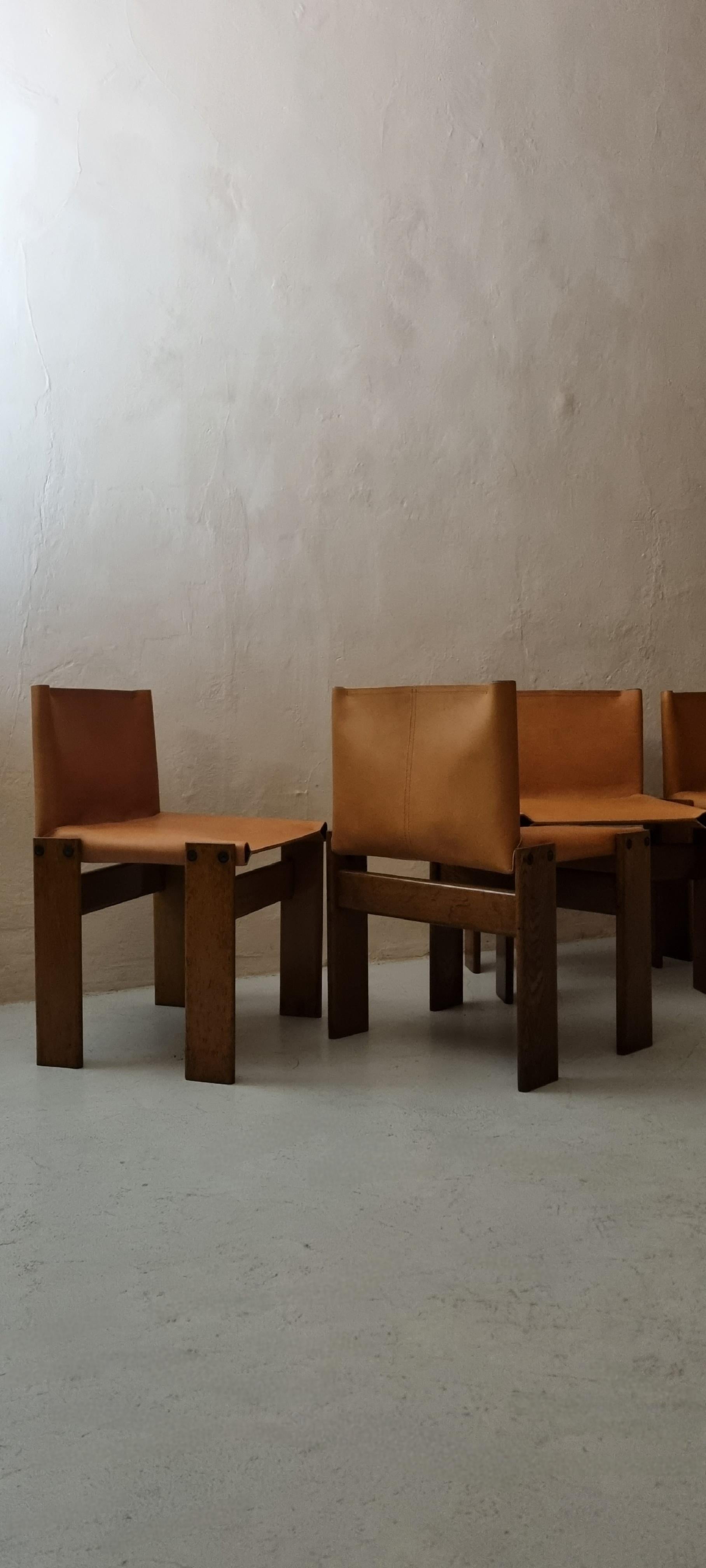Set of 4 Monk chairs designed by Afra and Tobia Scarpa for Molteni 1974 Excellent état - En vente à Arezzo, Italy