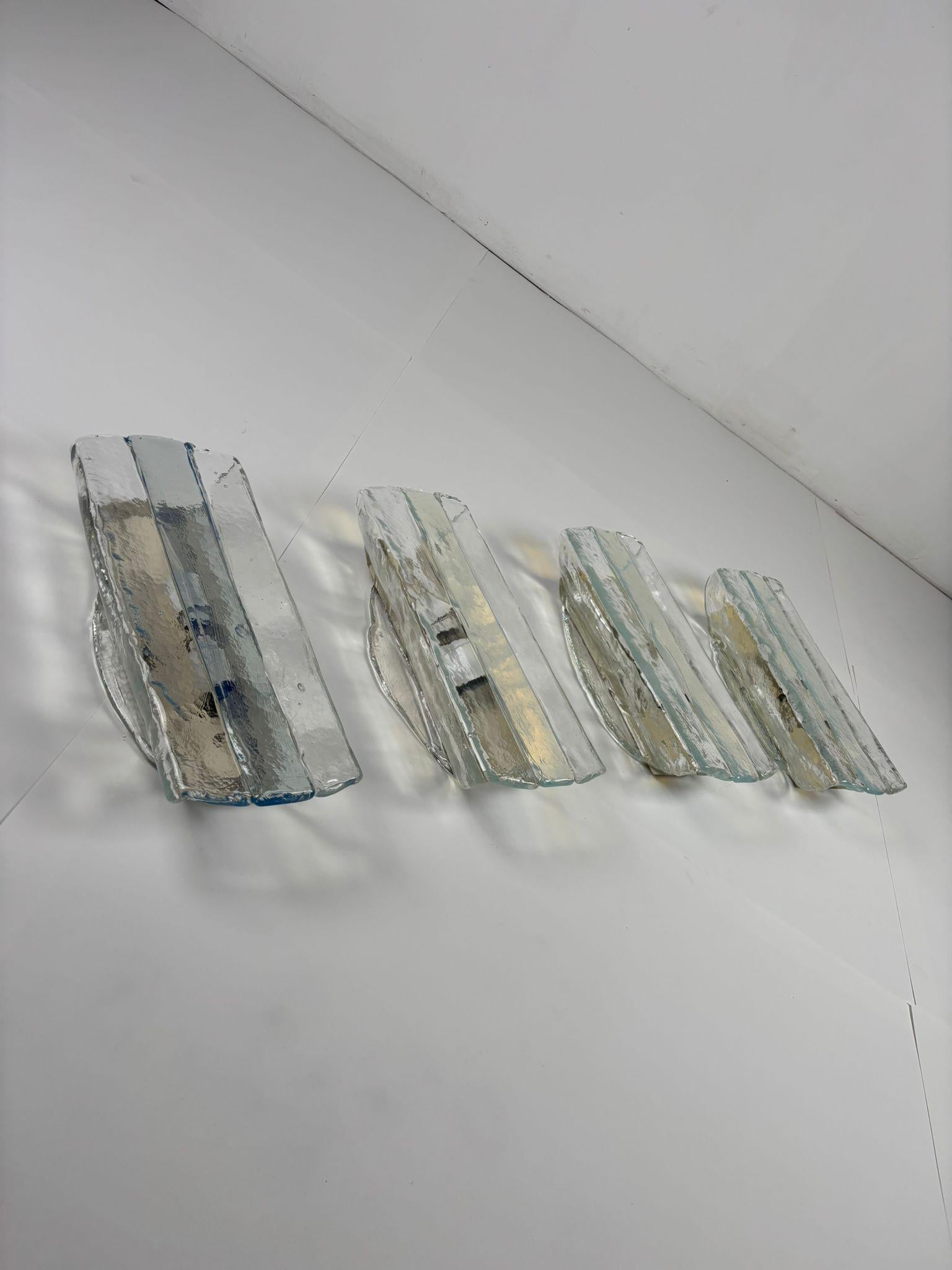Set of 4 Murano Glass Wall Lamps – Designer Carlo Nason for Mazzega (1970) im Angebot 7