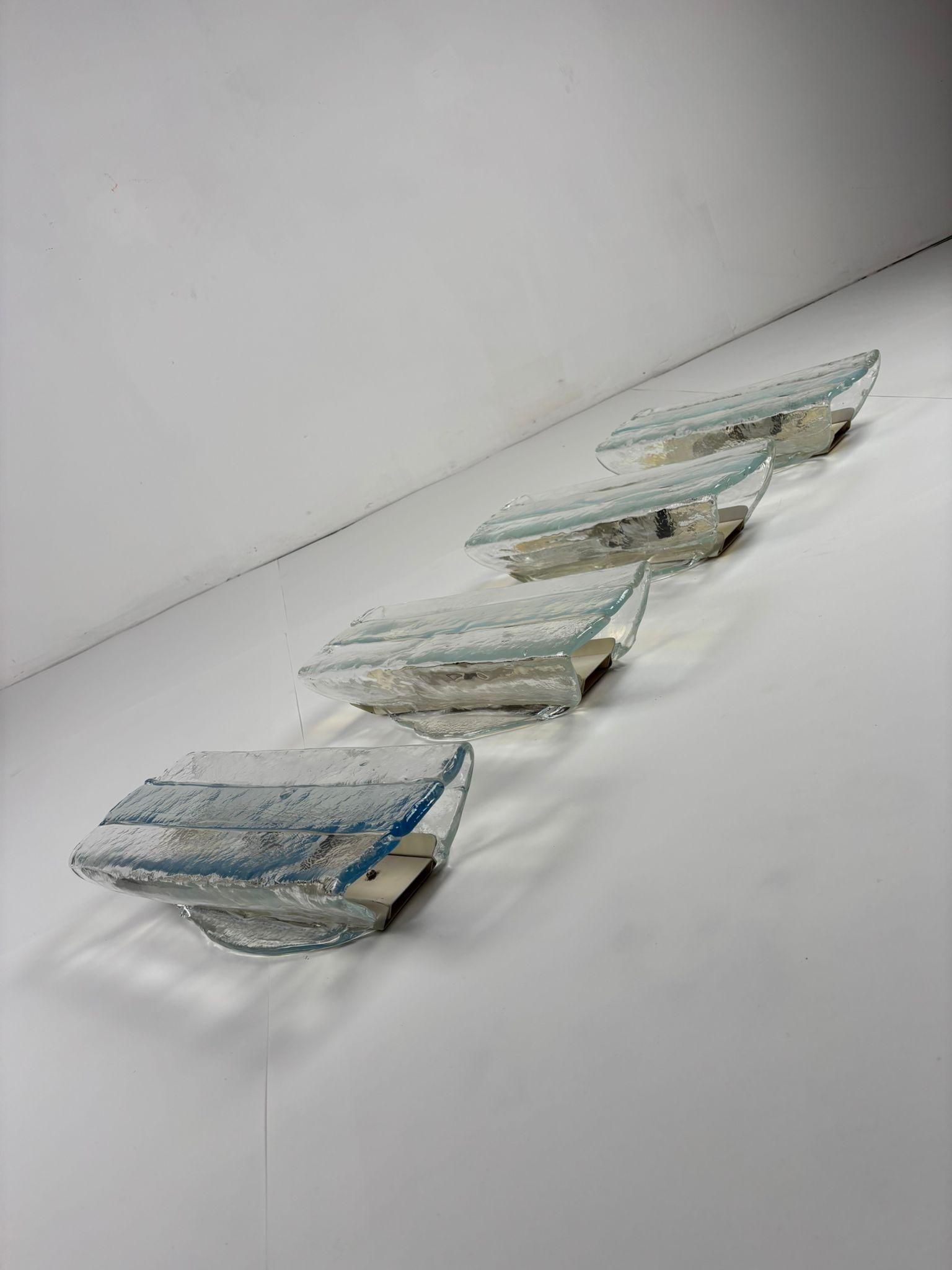 Set of 4 Murano Glass Wall Lamps – Designer Carlo Nason for Mazzega (1970) (Moderne der Mitte des Jahrhunderts) im Angebot