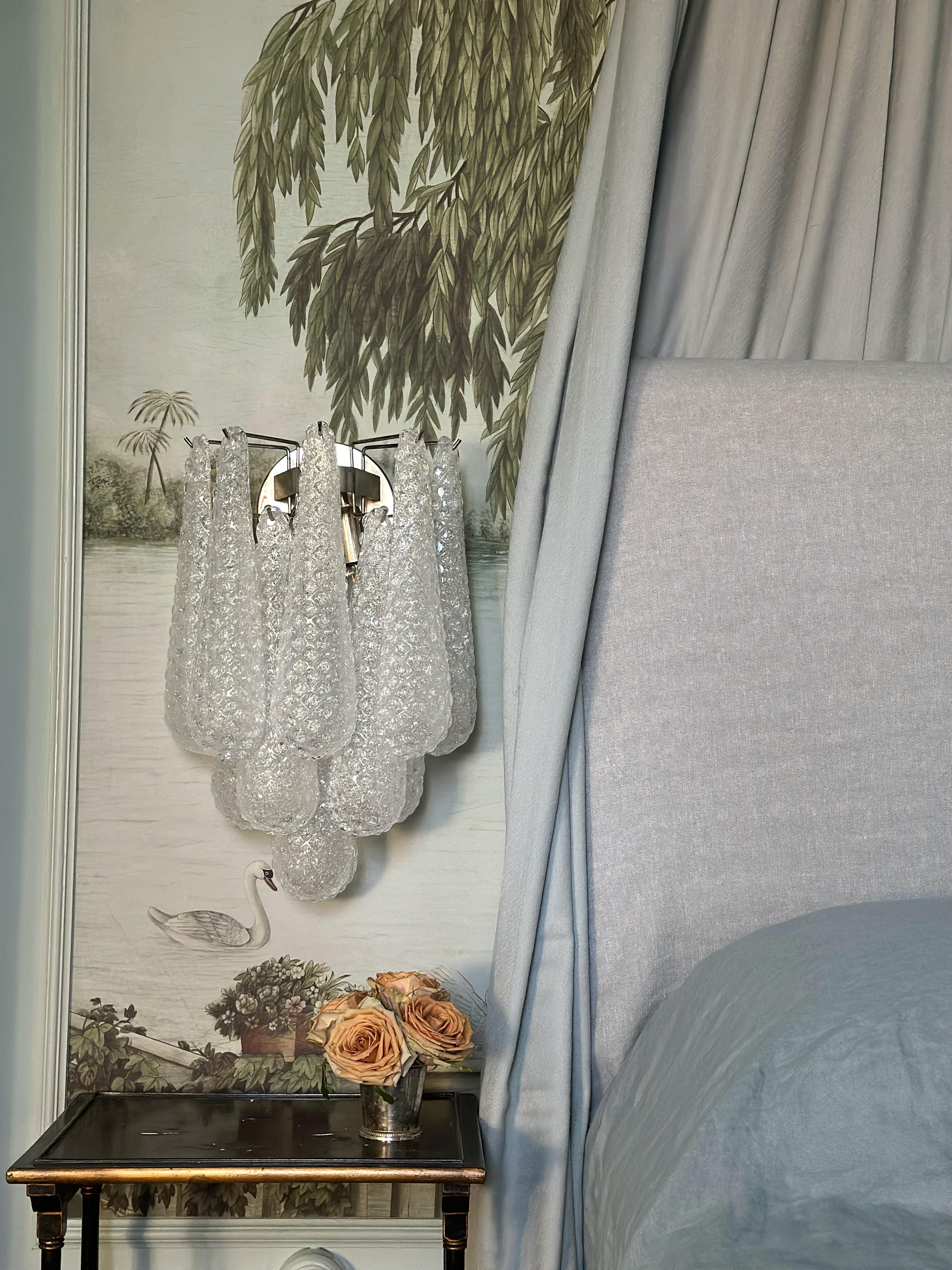 Mid-Century moderno Set di 4 lampade da parete di Murano a forma di goccia di cristallo in vendita