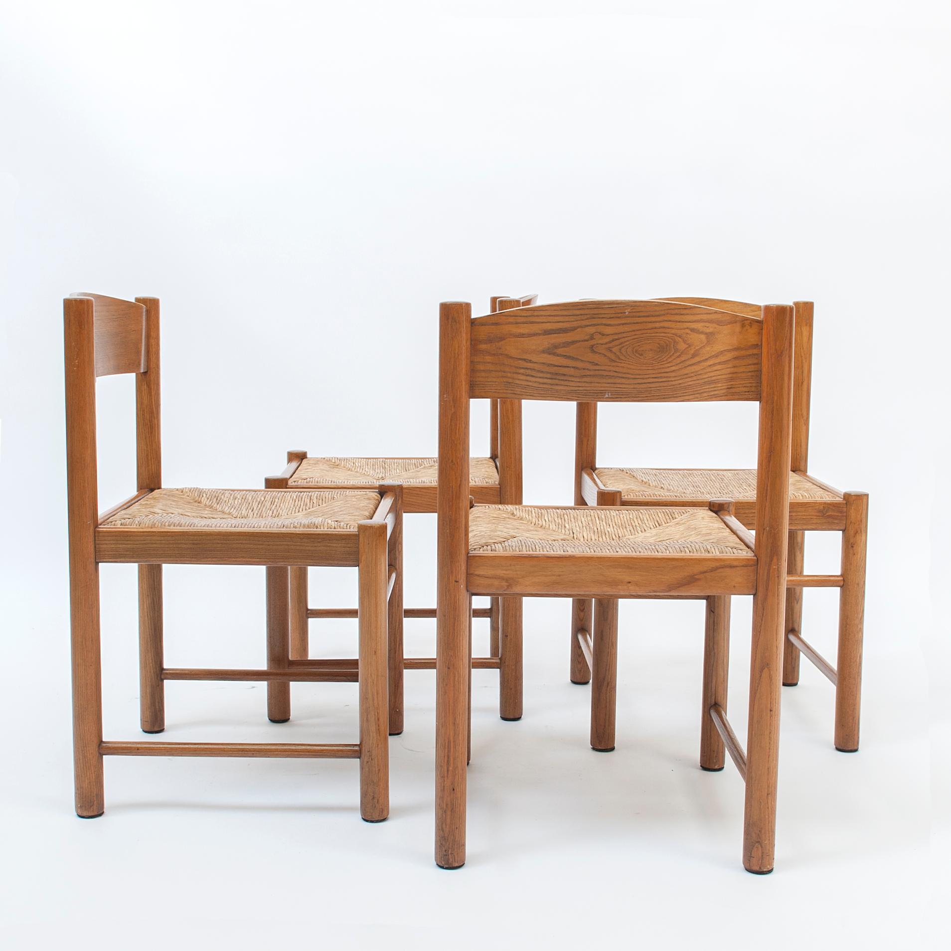 Mid-Century Modern Set of 4 Natural Oak Dining Chairs Attributed to Vico Magistretti, 1960s