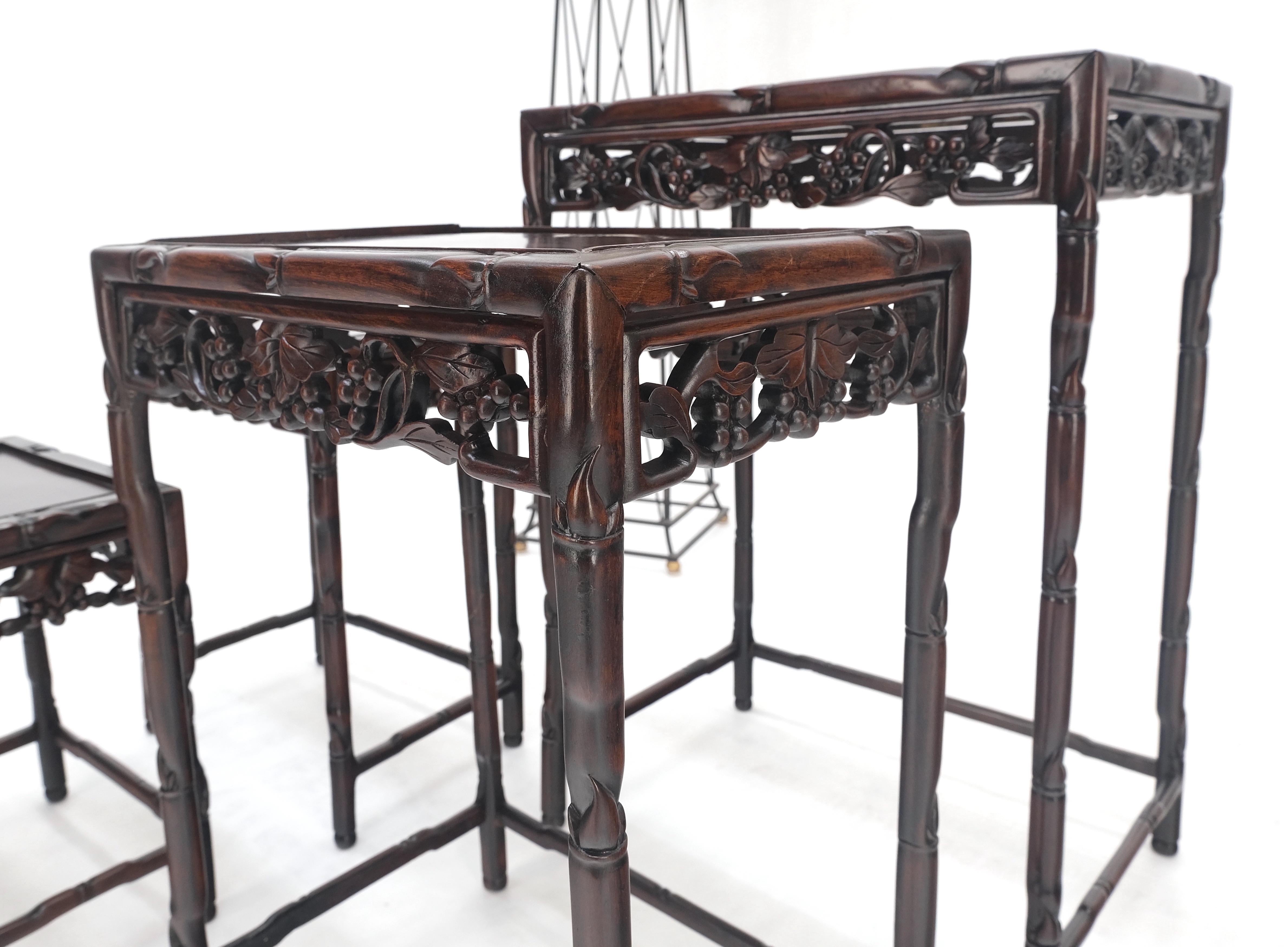 Set of 4 Nesting Stacking Carved Rosewood End Side Occasional Tables Set Mint! For Sale 3