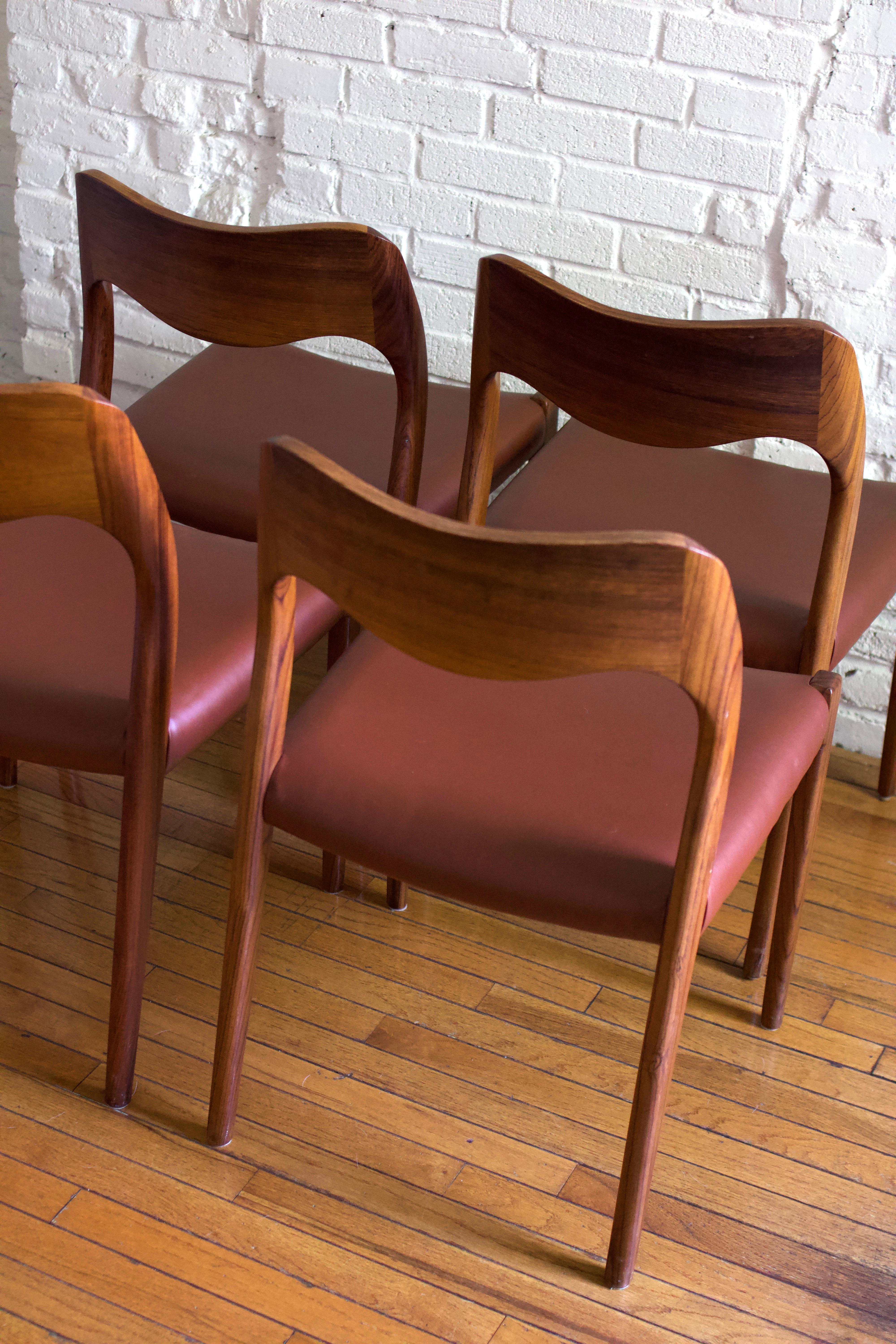 Set of 4 Niels Moller 1960s Model 71 Teak & Leather Dining Chairs In Good Condition In Portland, OR
