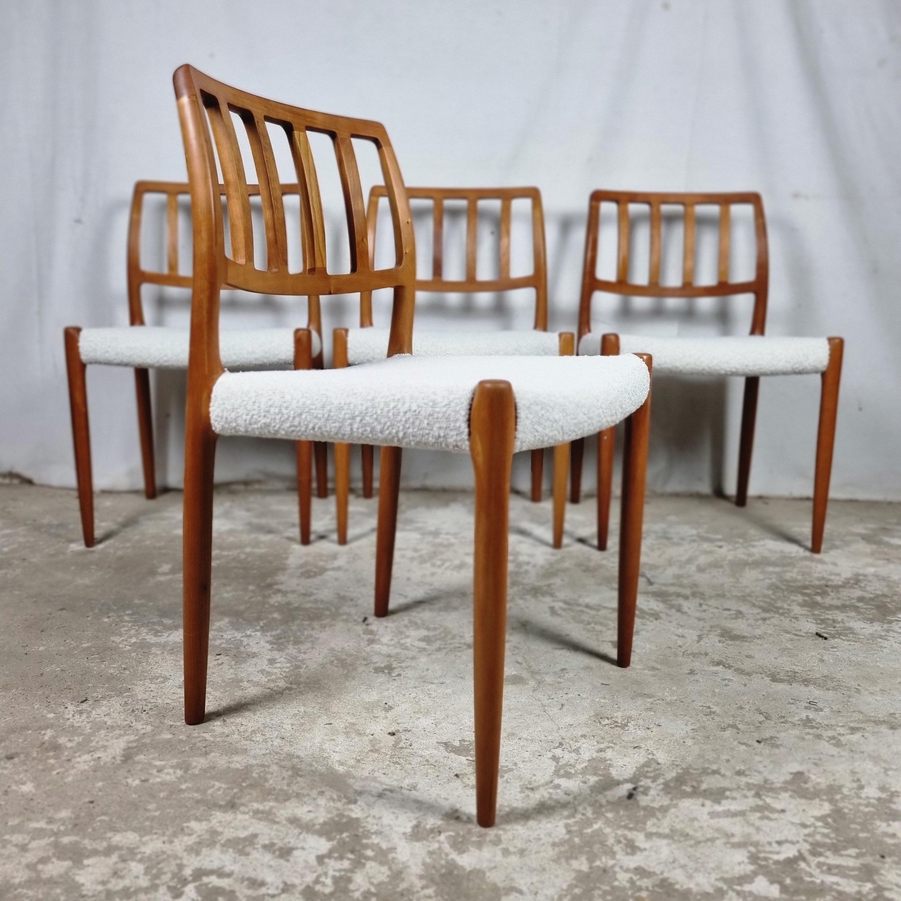 Mid-Century Modern Set of 4 Niels Otto Møller Chairs Model nr 83 1970's