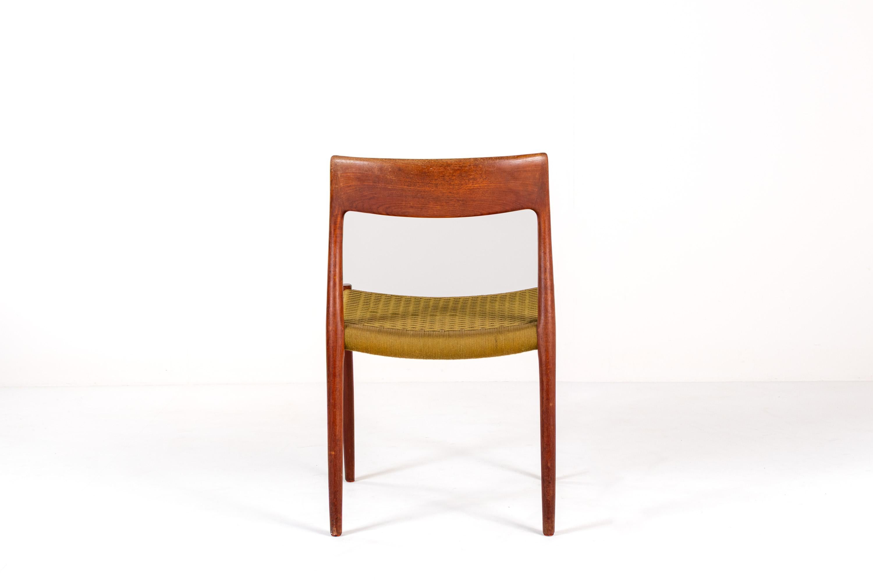 Juego de 4 sillas de comedor de teca Niels Otto Møller Model 77, Dinamarca, Años 60 en Bueno estado para la venta en BERKEL EN RODENRIJS, NL