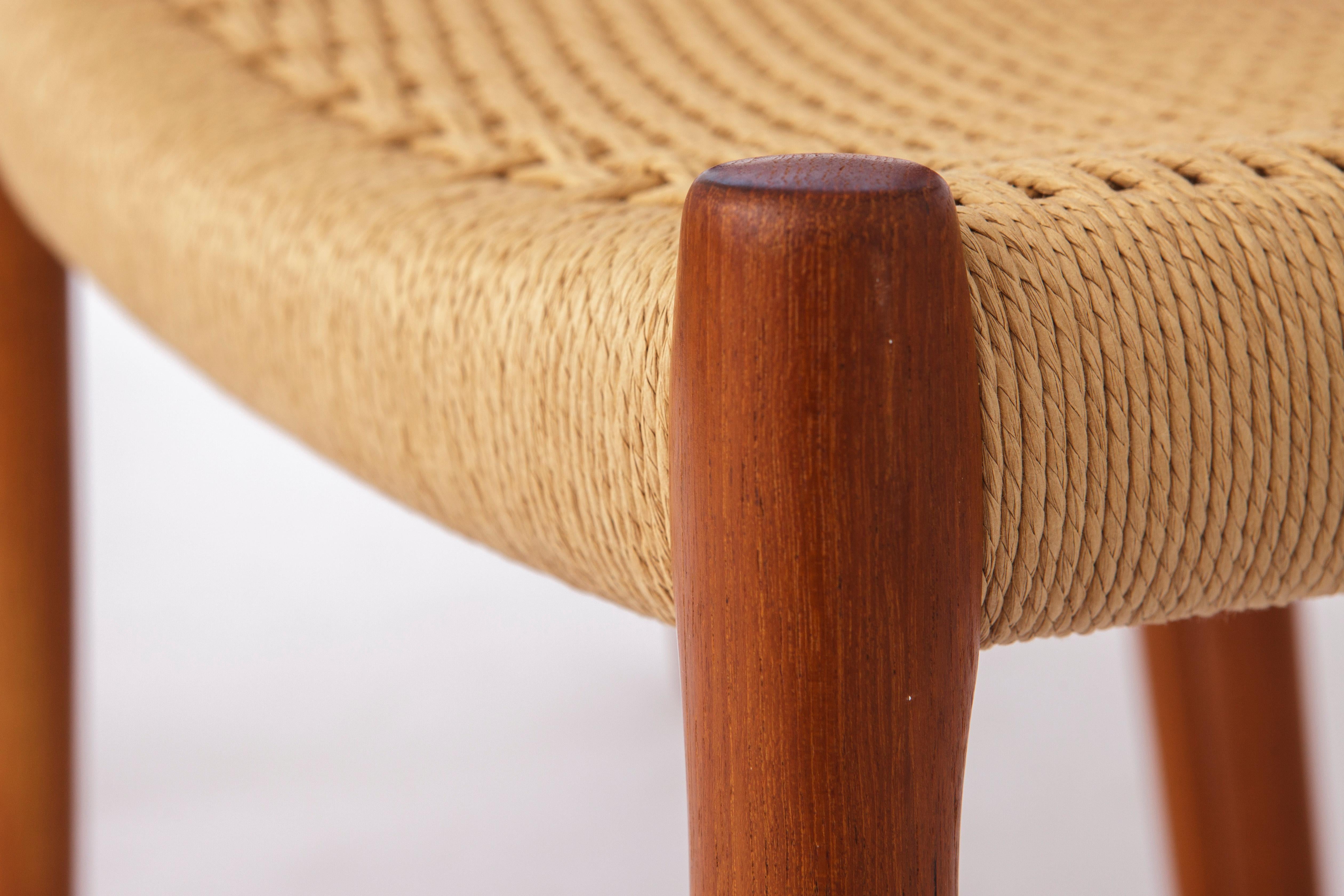 Set of 4 Niels Otto Møller Model 84 Chairs – Danish Teak & Paper Cord, 1970s en venta 2